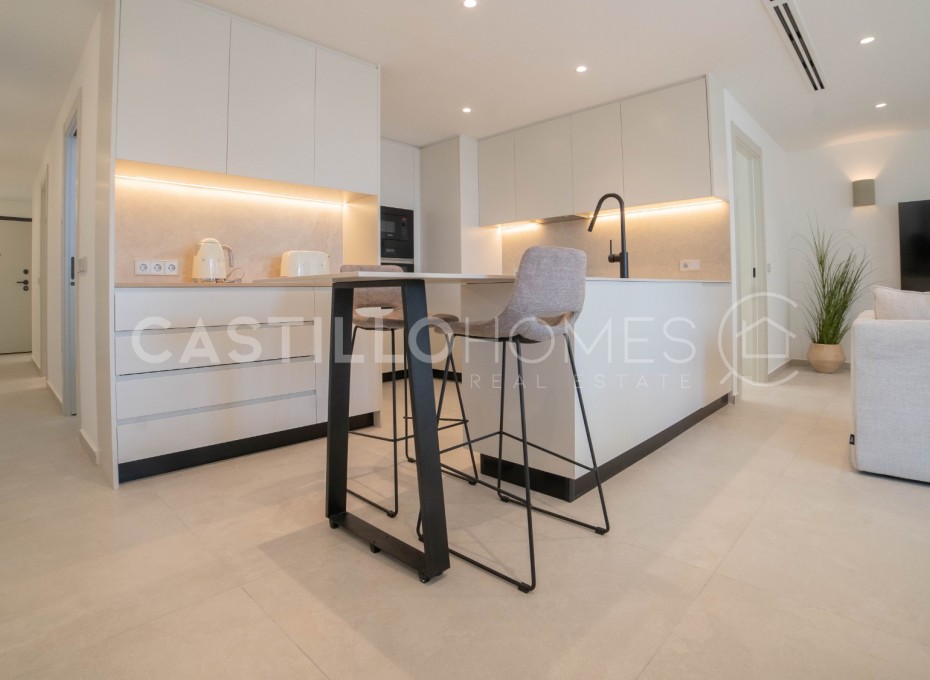 Resale - Apartment -
Torrevieja - Playa del Acequión