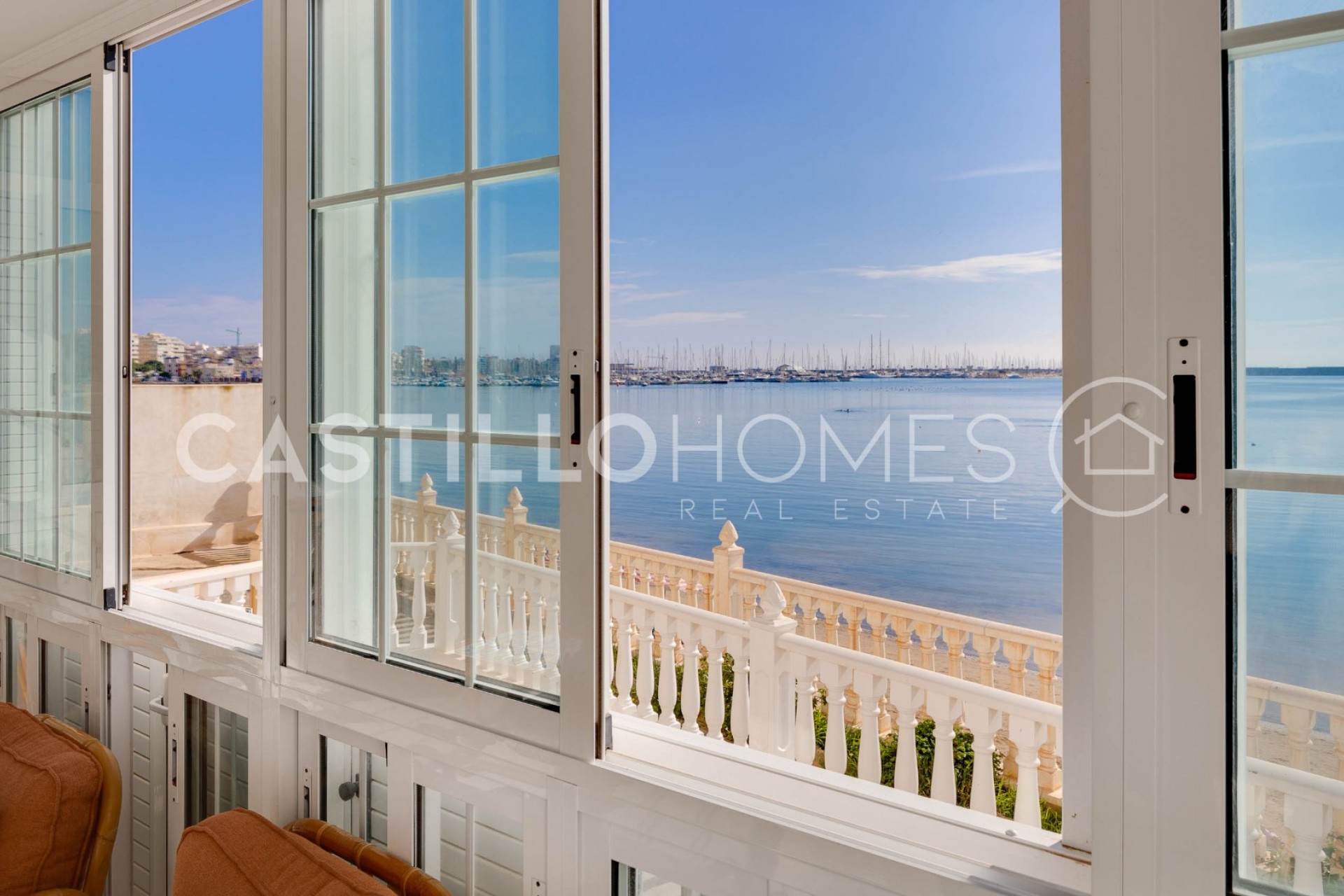 Resale - Apartment -
Torrevieja - Playa del Acequión