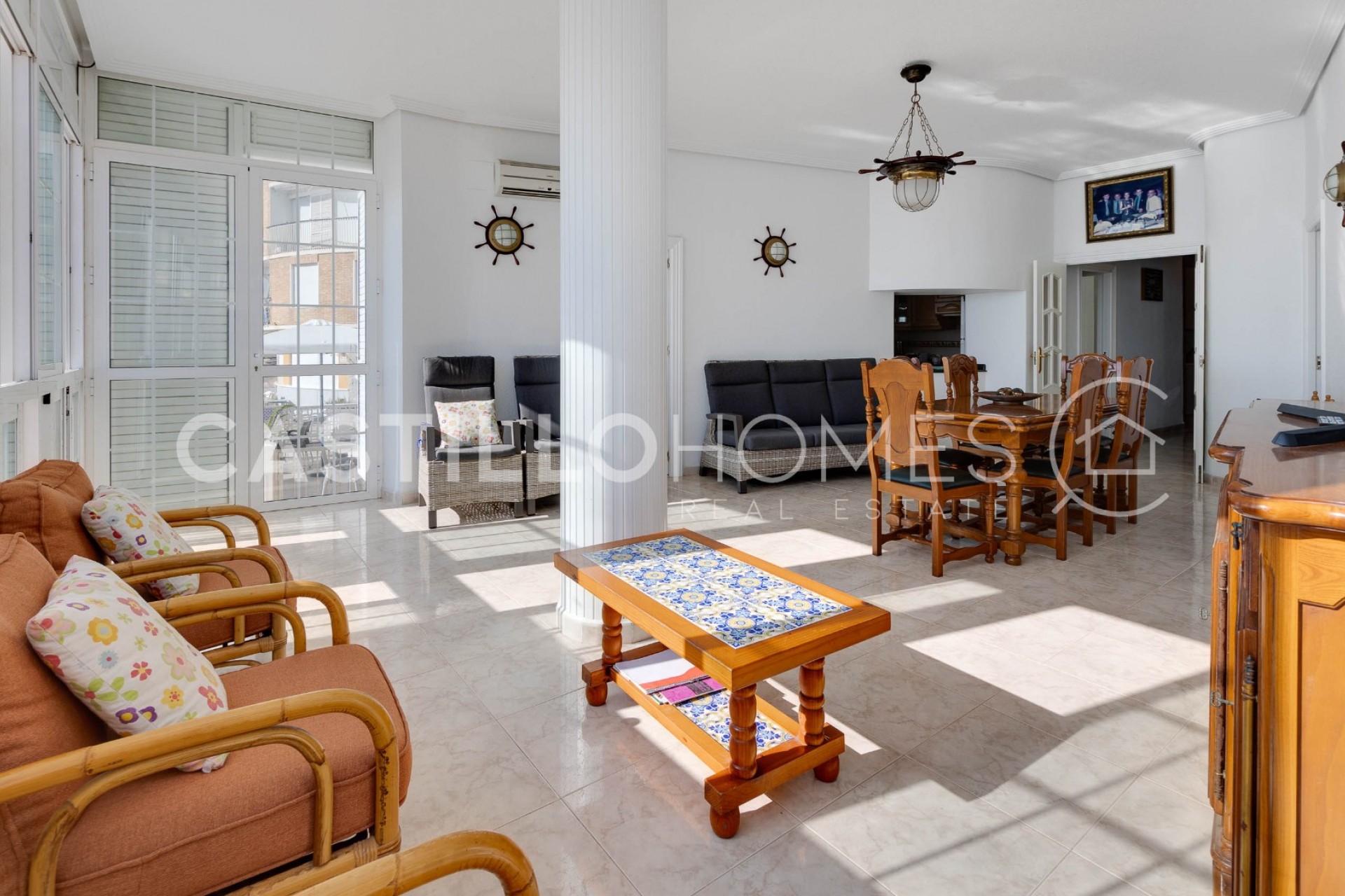 Resale - Apartment -
Torrevieja - Playa del Acequión