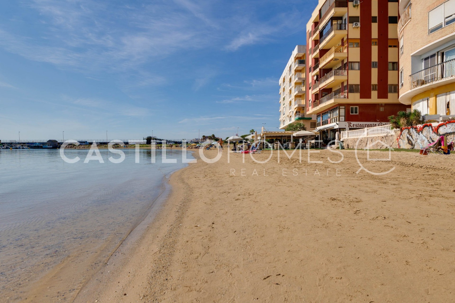 Resale - Apartment -
Torrevieja - Playa del Acequión
