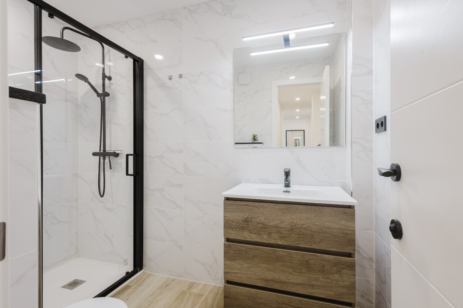 Resale - Apartment -
Torrevieja - Playa del Acequión