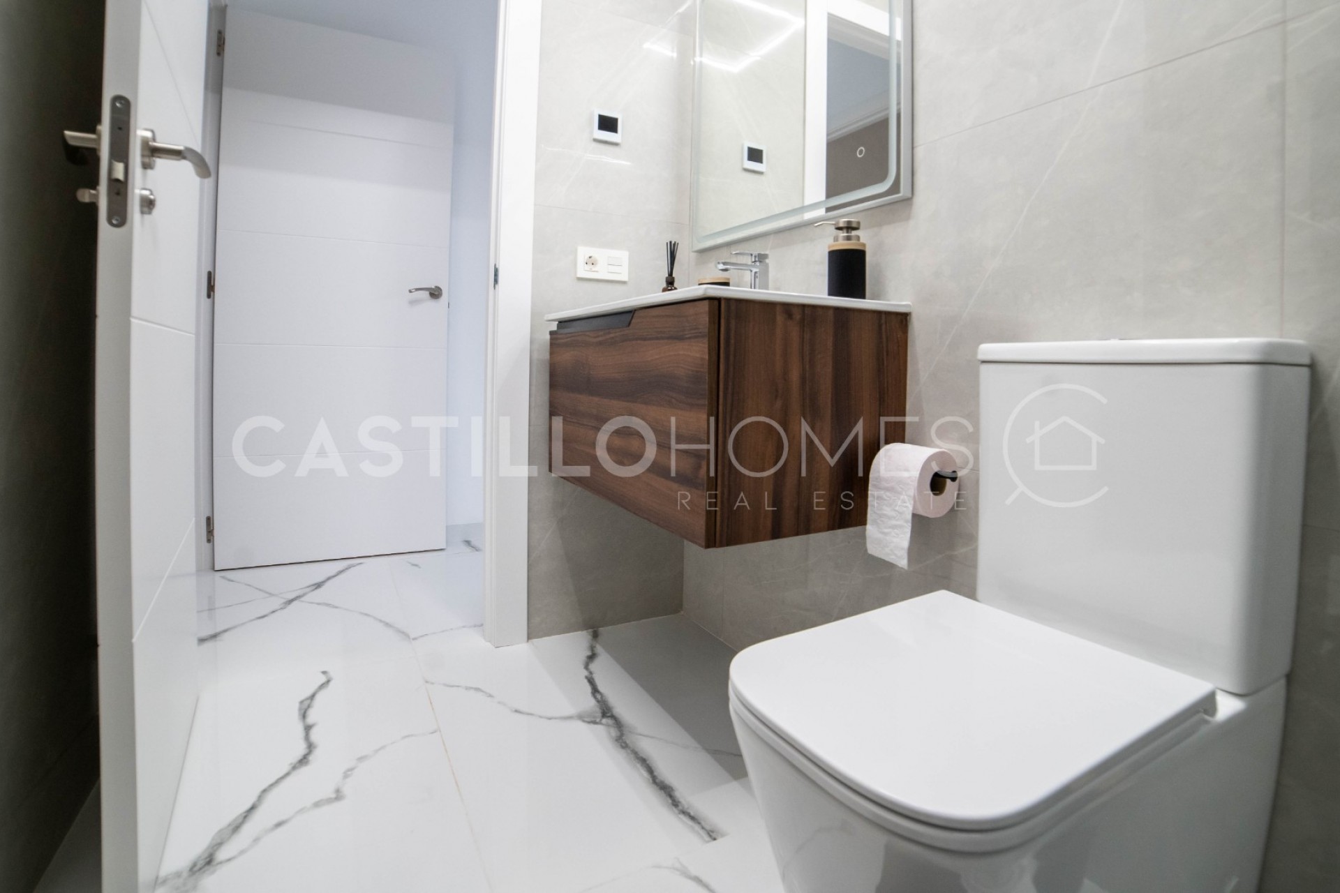 Resale - Apartment -
Torrevieja - Playa del Cura