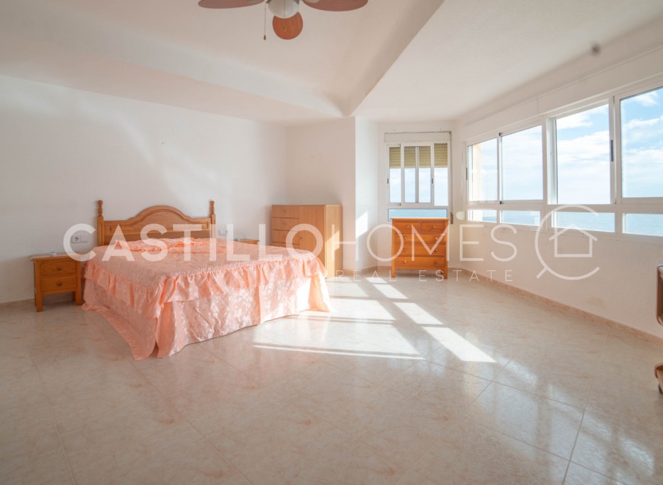 Resale - Apartment -
Torrevieja - Playa del Cura
