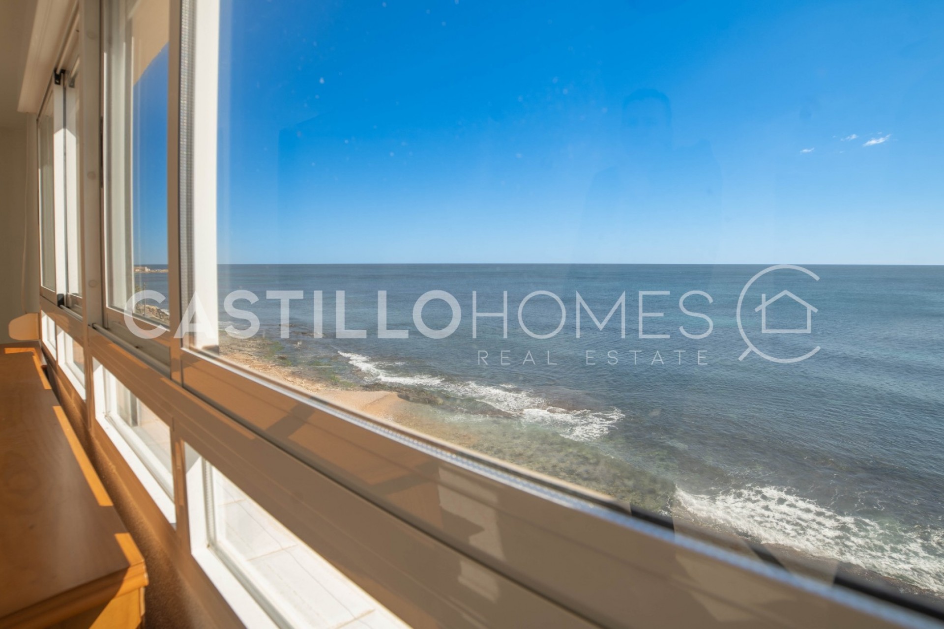 Resale - Apartment -
Torrevieja - Playa del Cura