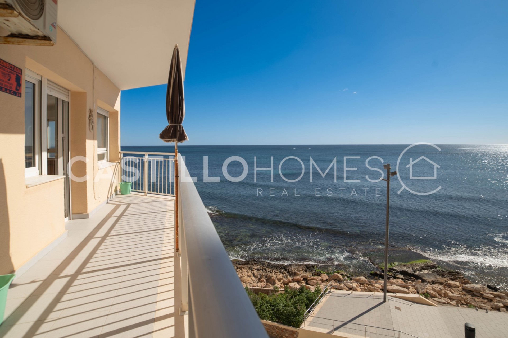 Resale - Apartment -
Torrevieja - Playa del Cura