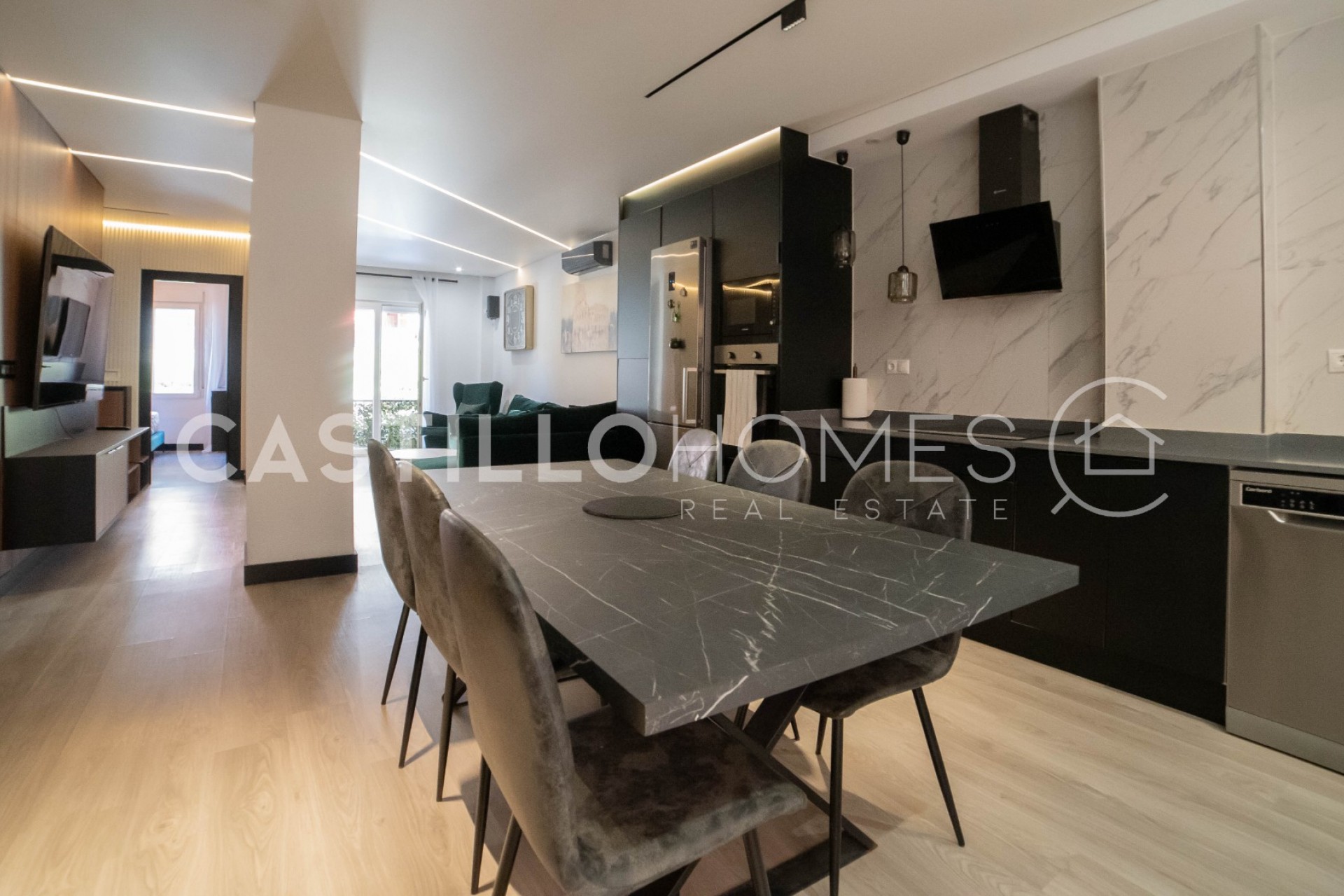 Resale - Apartment -
Torrevieja - Playa del Cura