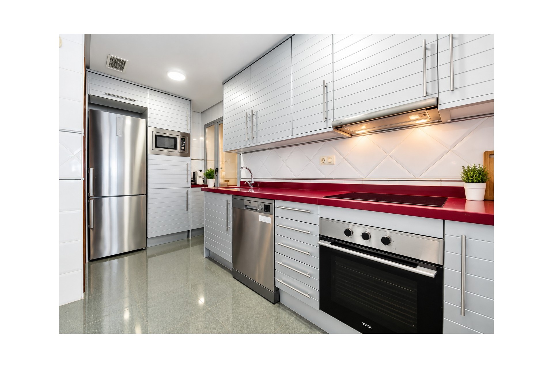 Resale - Apartment -
Torrevieja - Playa del Cura