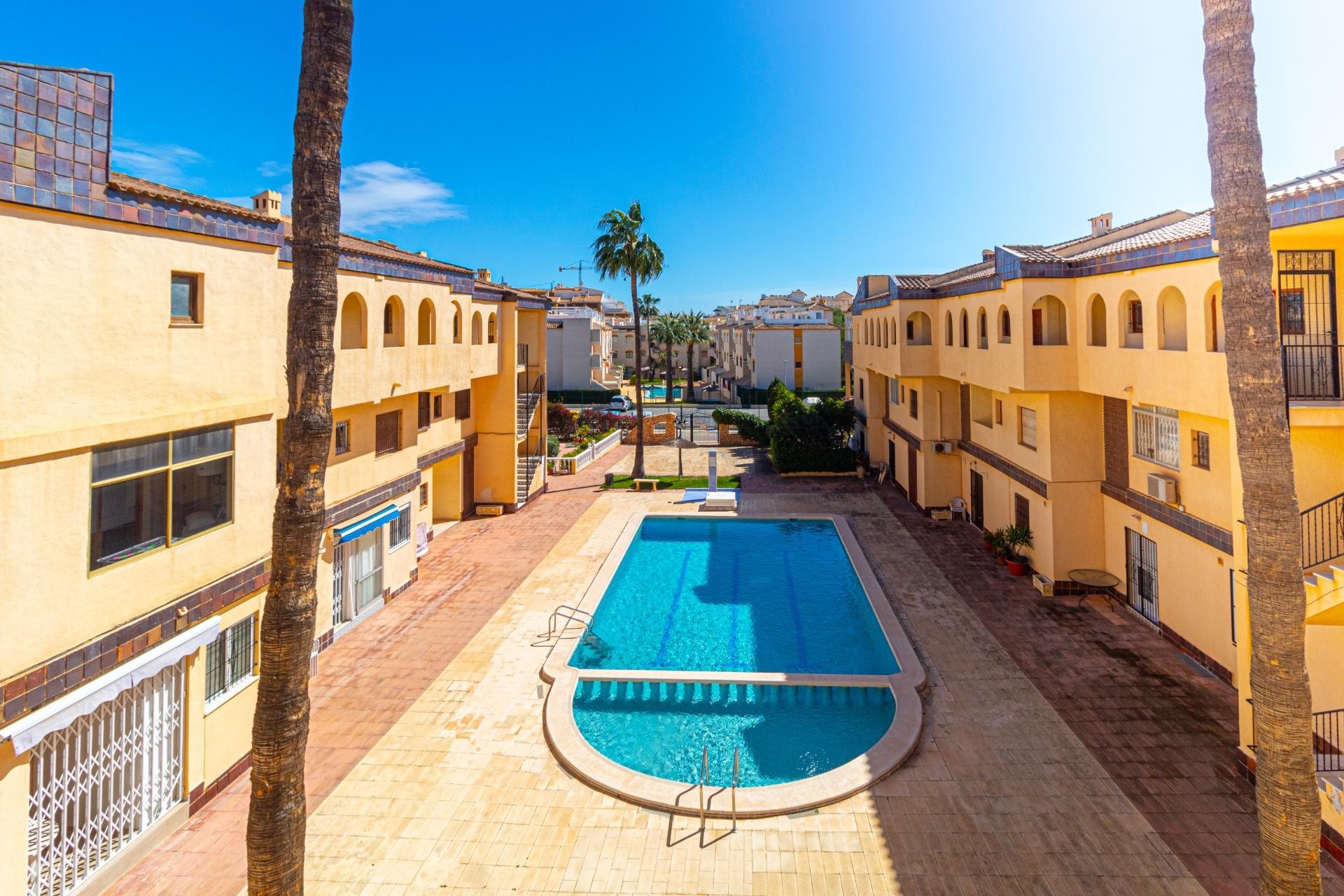 Resale - Apartment -
Torrevieja - Punta prima