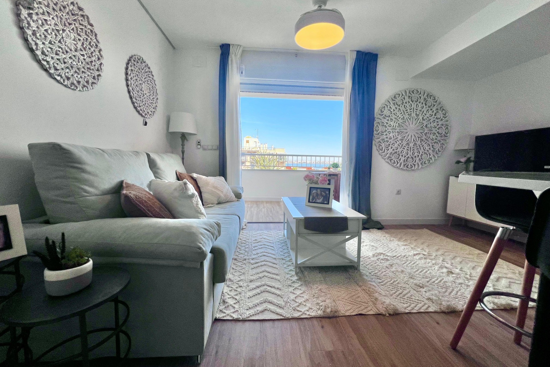 Resale - Apartment -
Torrevieja - Punta prima