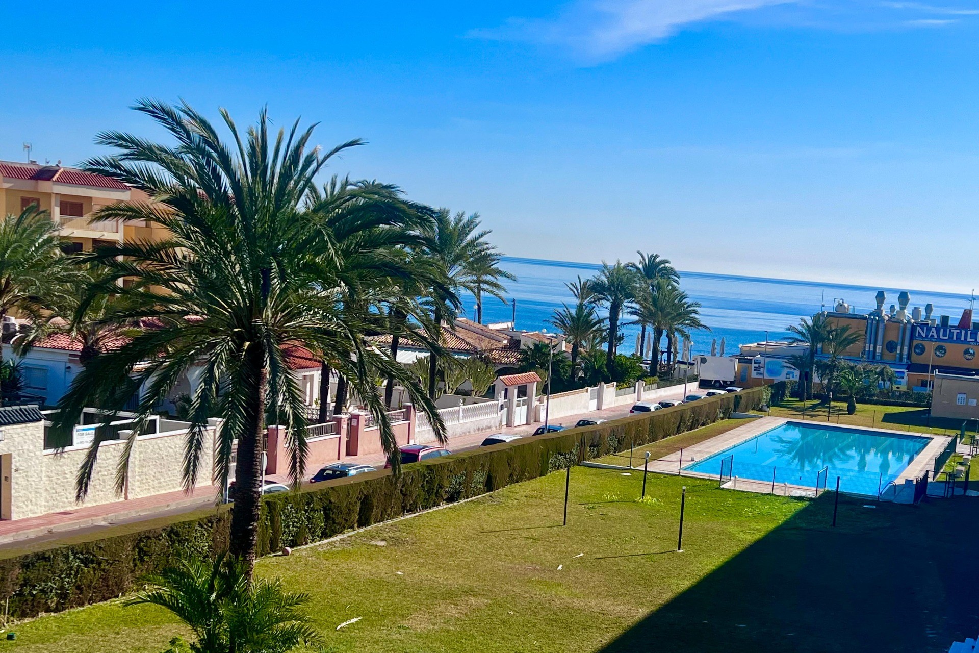 Resale - Apartment -
Torrevieja - Punta prima