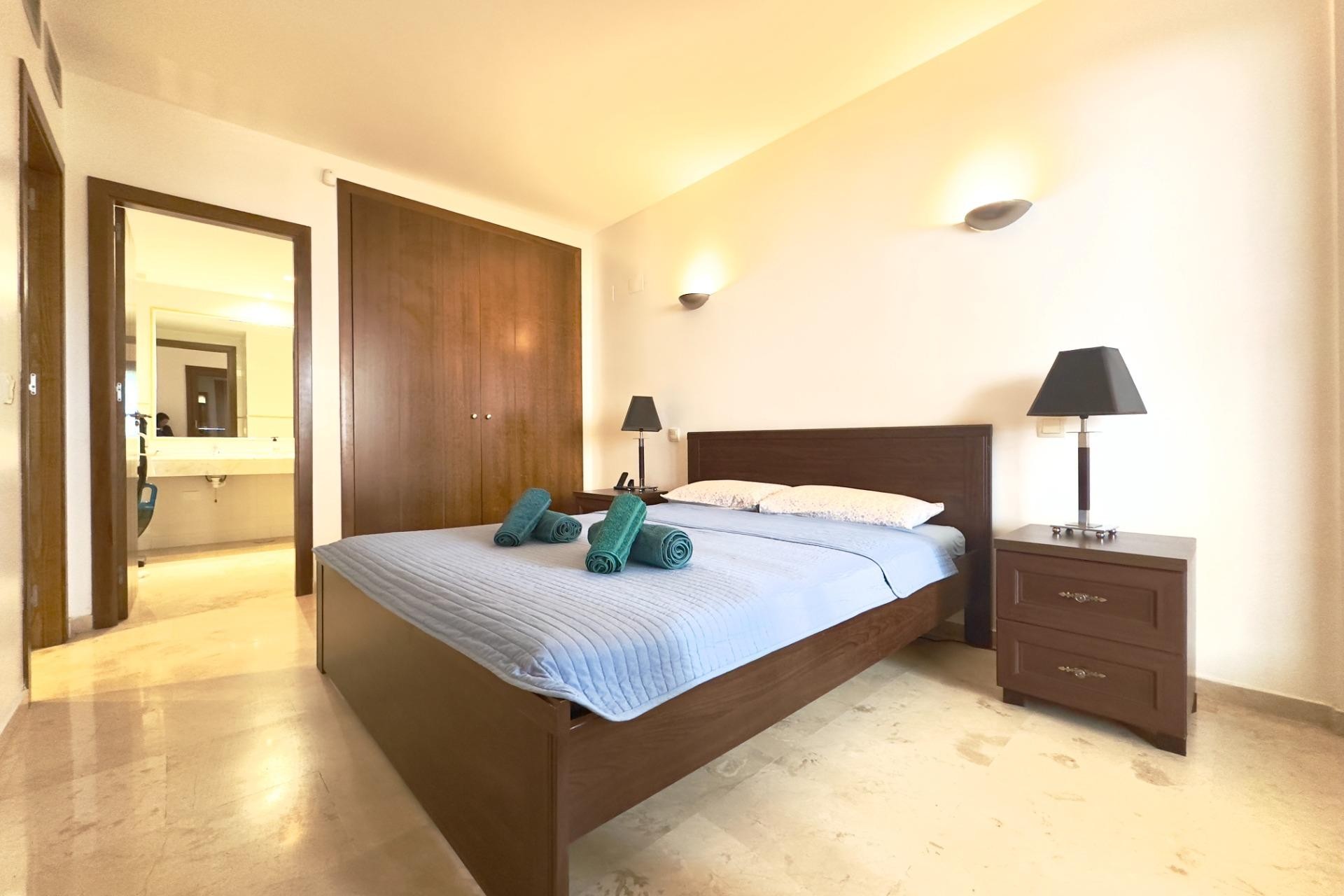 Resale - Apartment -
Torrevieja - Punta prima