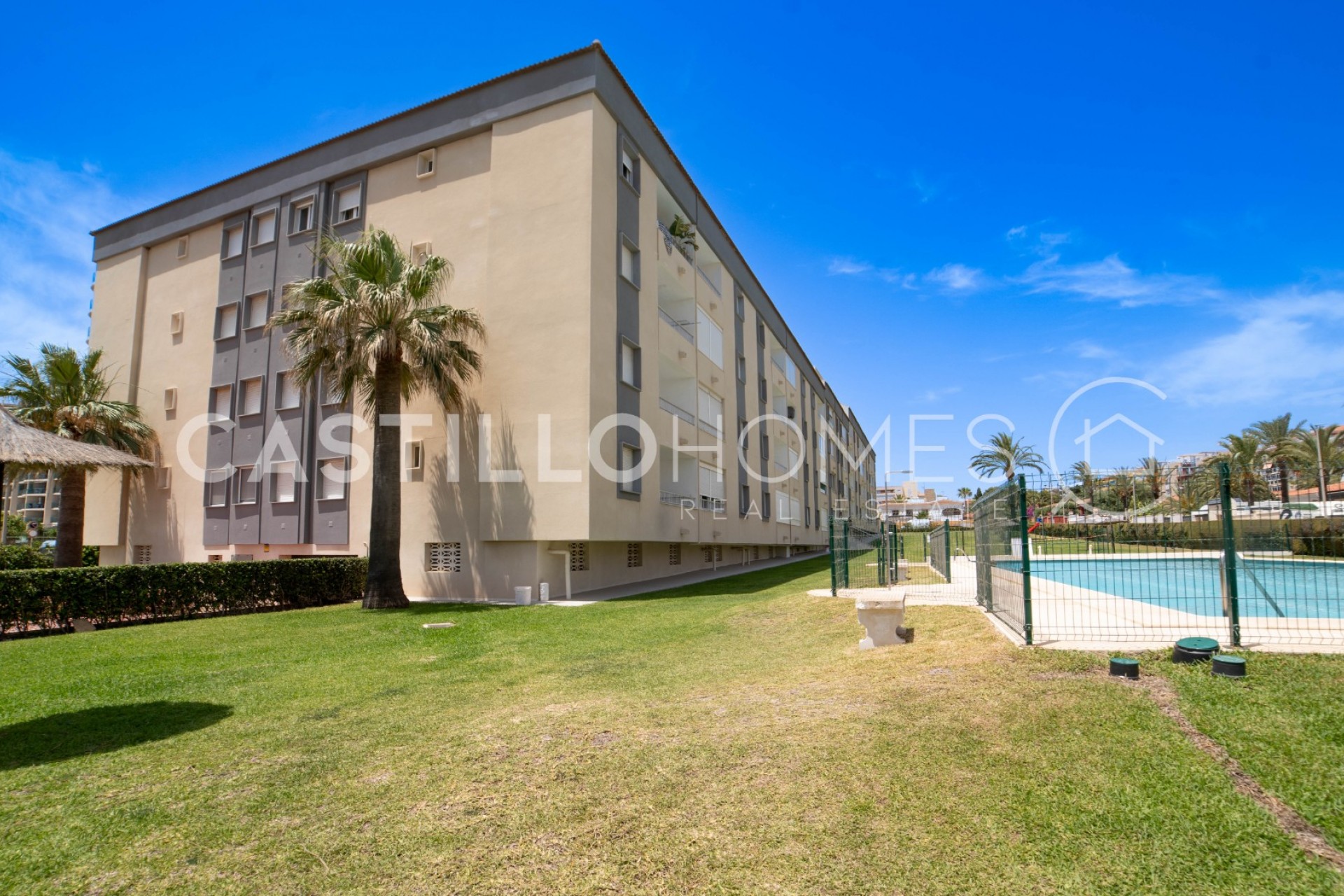 Resale - Apartment -
Torrevieja - Punta prima