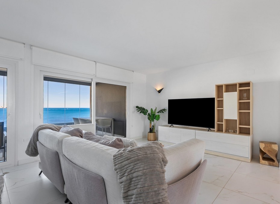Resale - Apartment -
Torrevieja - Punta prima