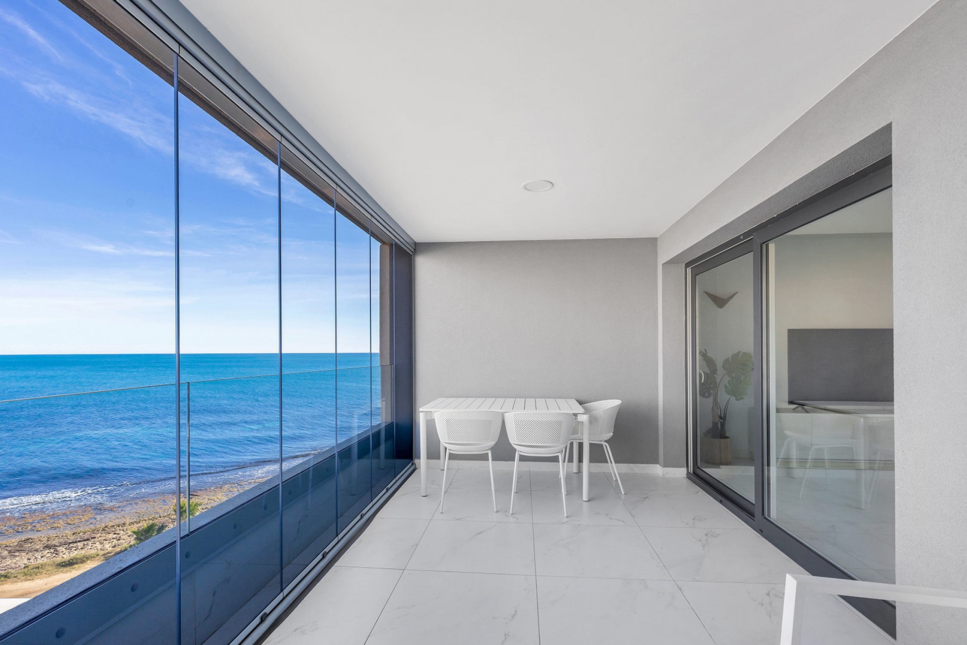 Resale - Apartment -
Torrevieja - Punta prima