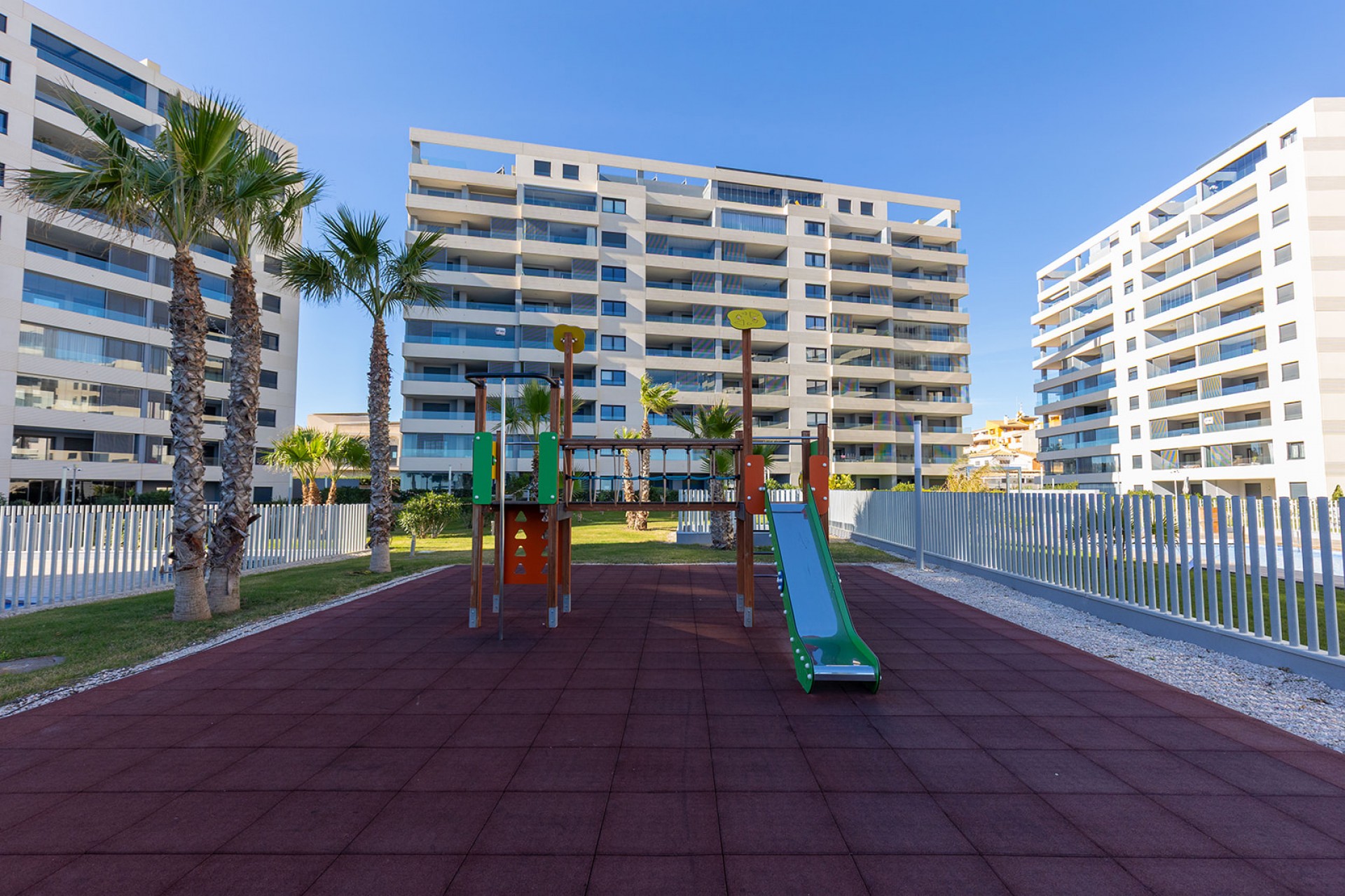 Resale - Apartment -
Torrevieja - Punta prima