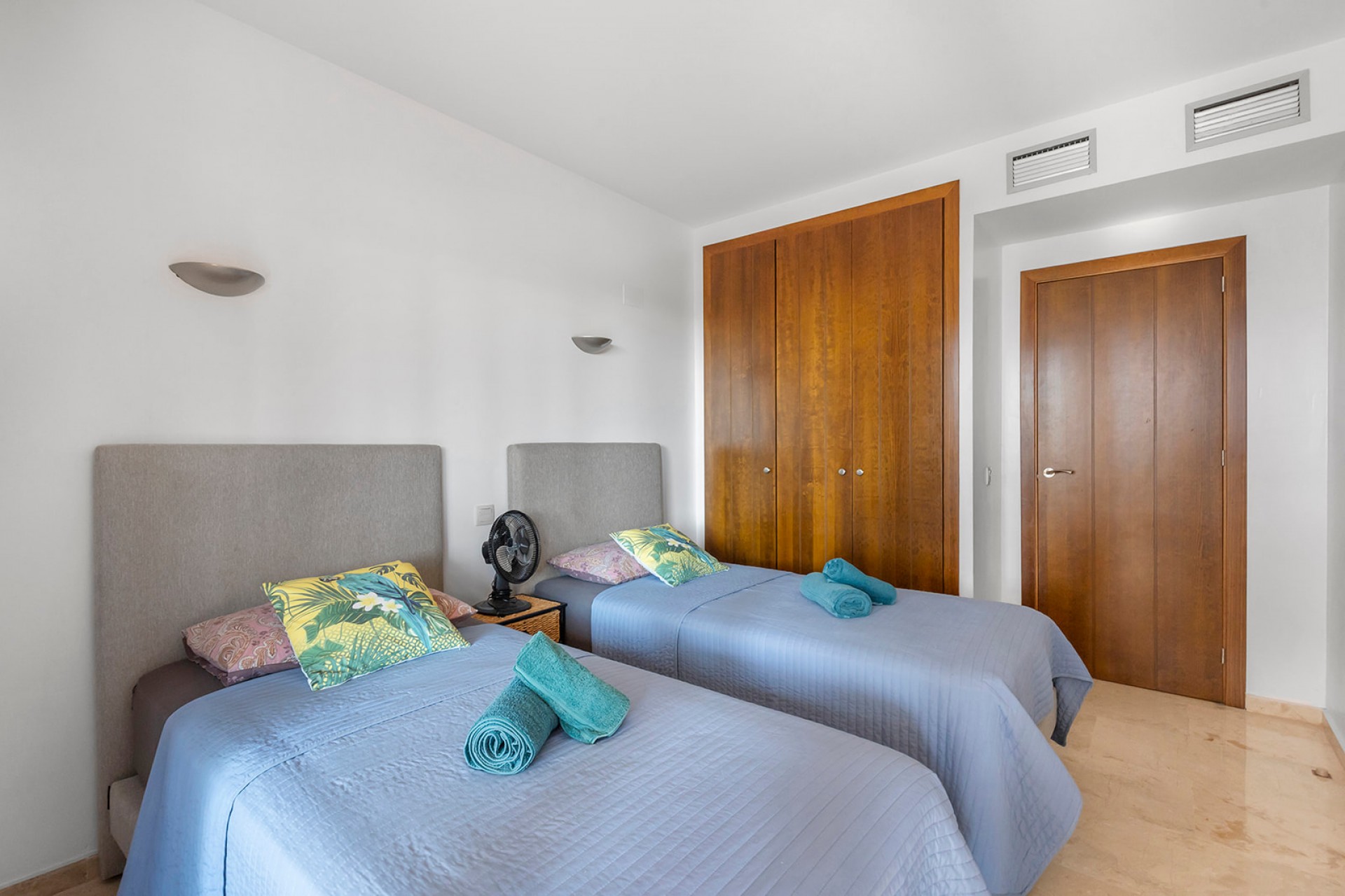 Resale - Apartment -
Torrevieja - Punta prima