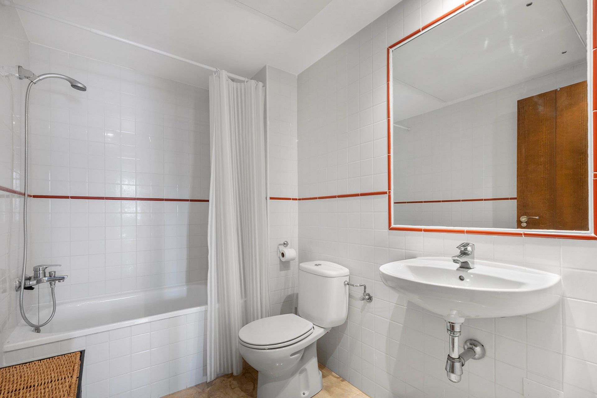 Resale - Apartment -
Torrevieja - Punta prima