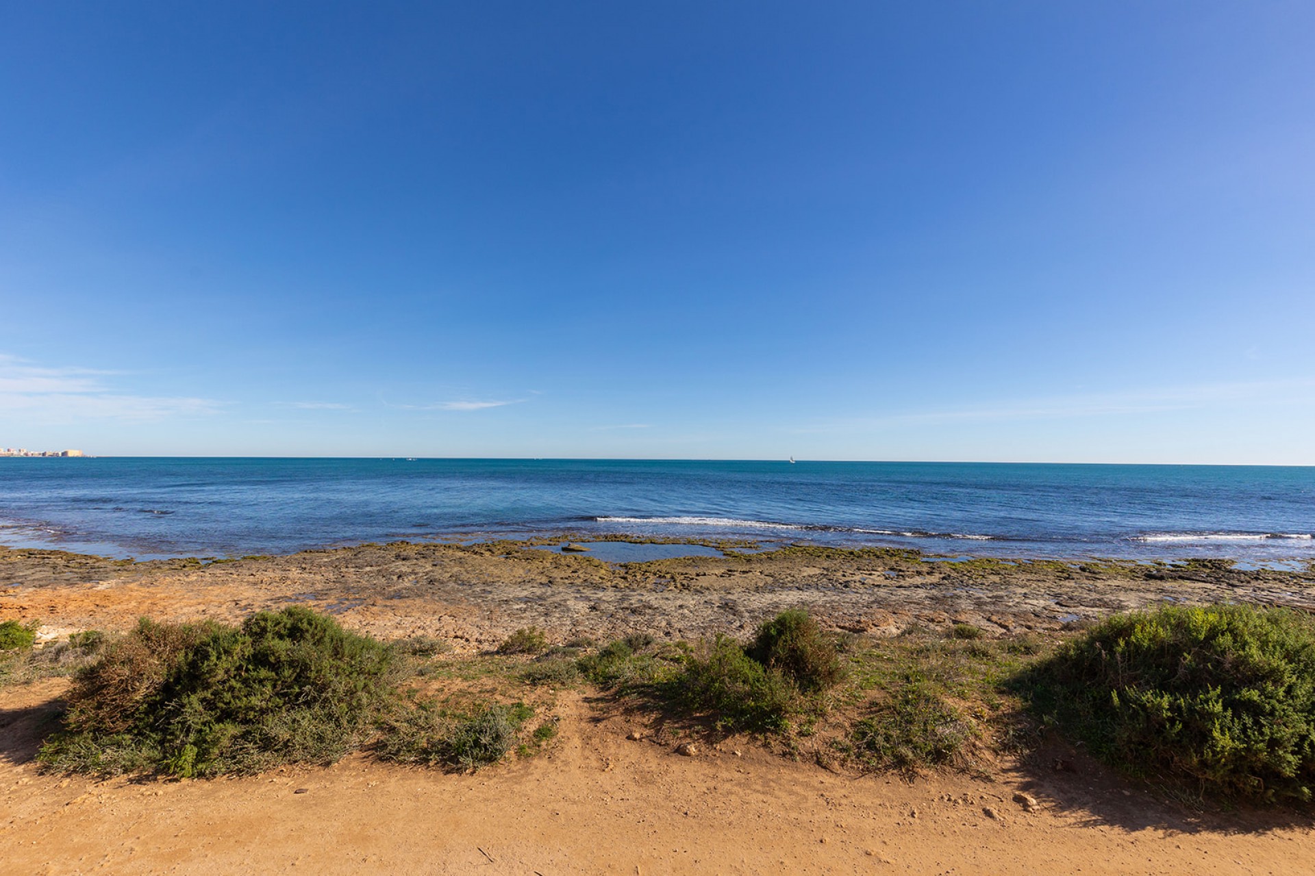 Resale - Apartment -
Torrevieja - Punta prima