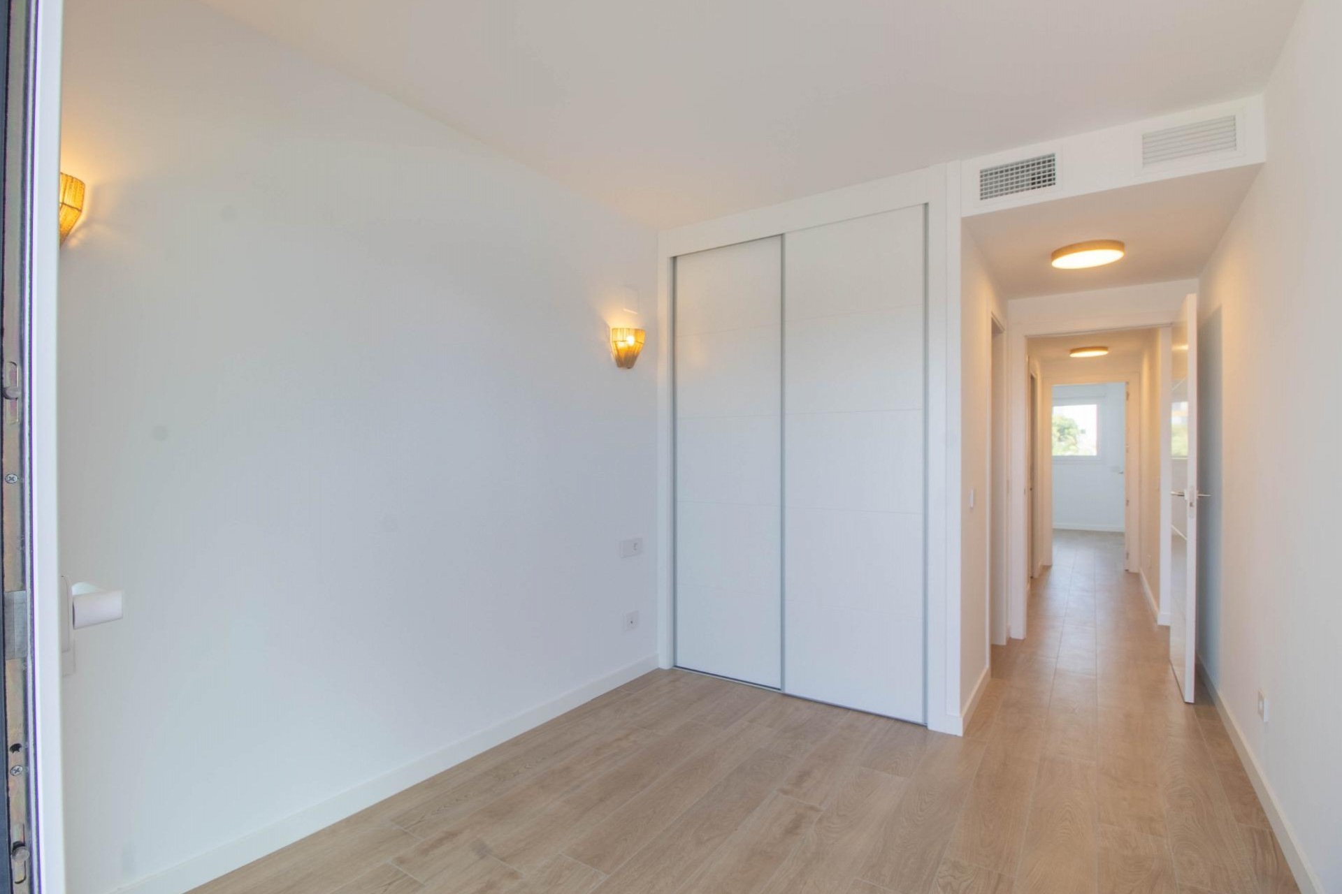 Resale - Apartment -
Torrevieja - Punta prima