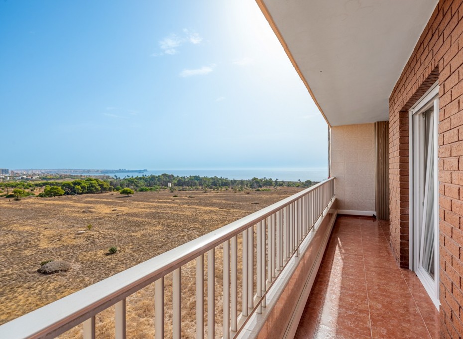 Resale - Apartment -
Torrevieja - Punta Prima