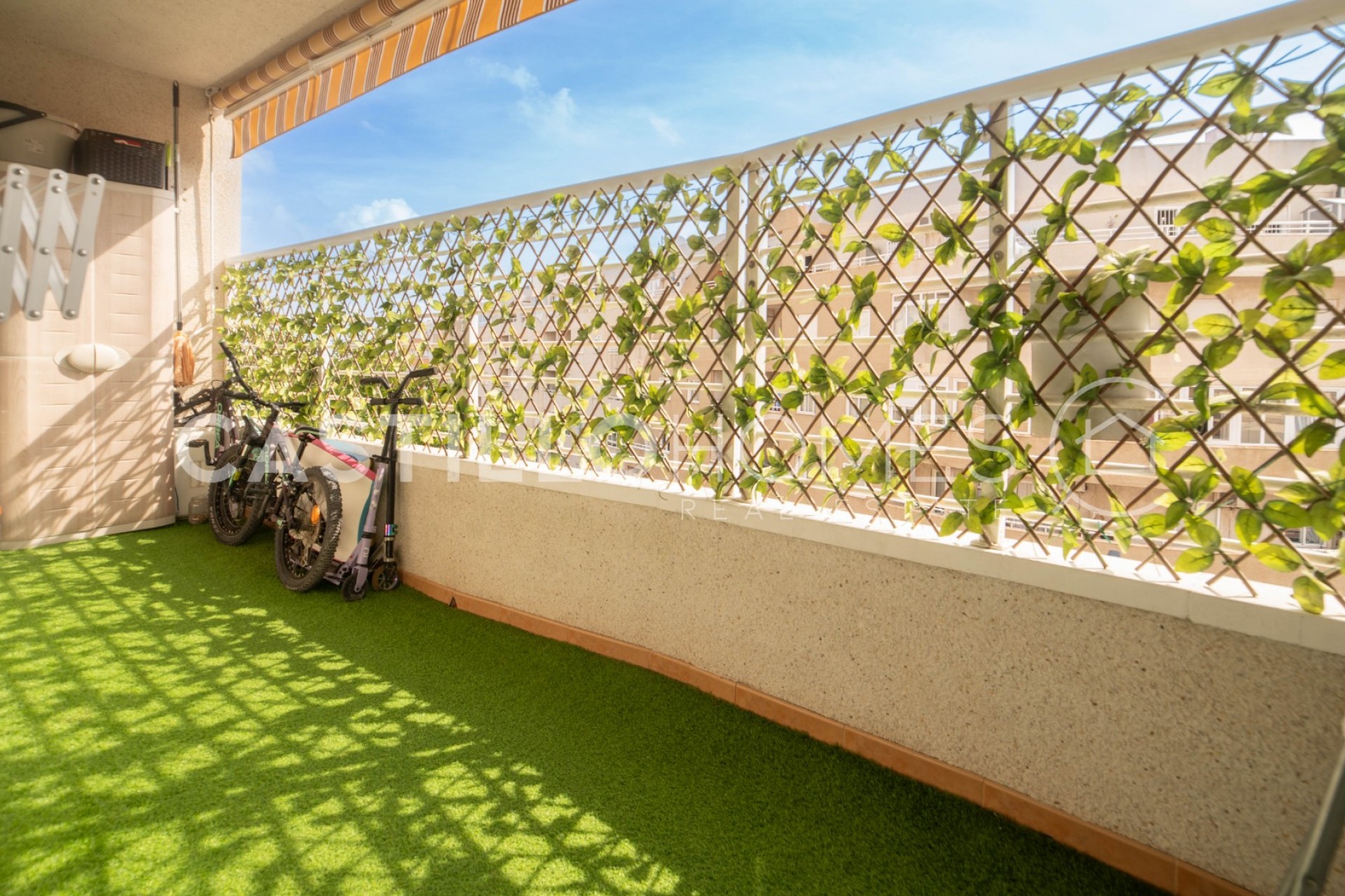 Resale - Apartment -
Torrevieja - Sector 25