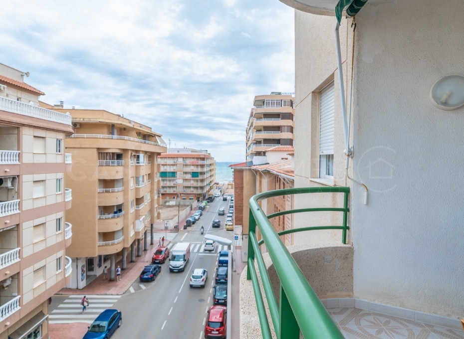 Resale - Apartment -
Torrevieja - Torrelamata - La Mata