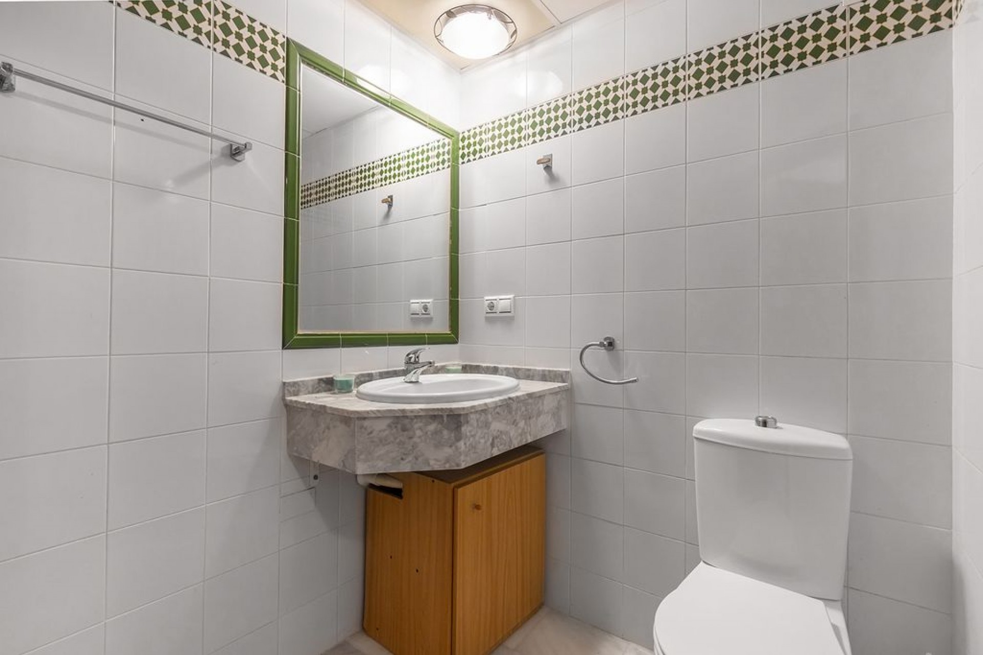 Resale - Apartment -
Torrevieja - Urb. Rosaleda