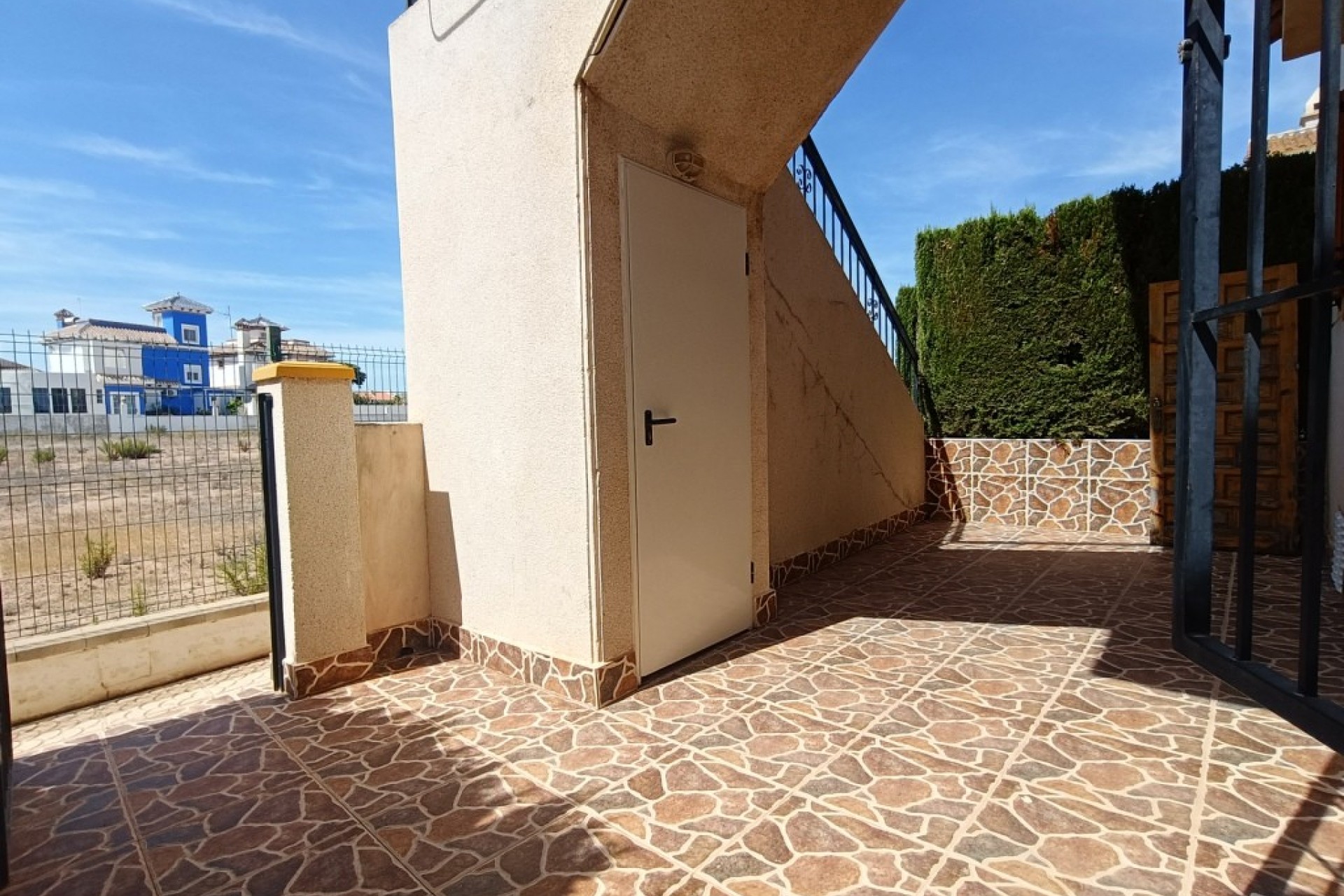 Resale - Apartment -
Torrevieja