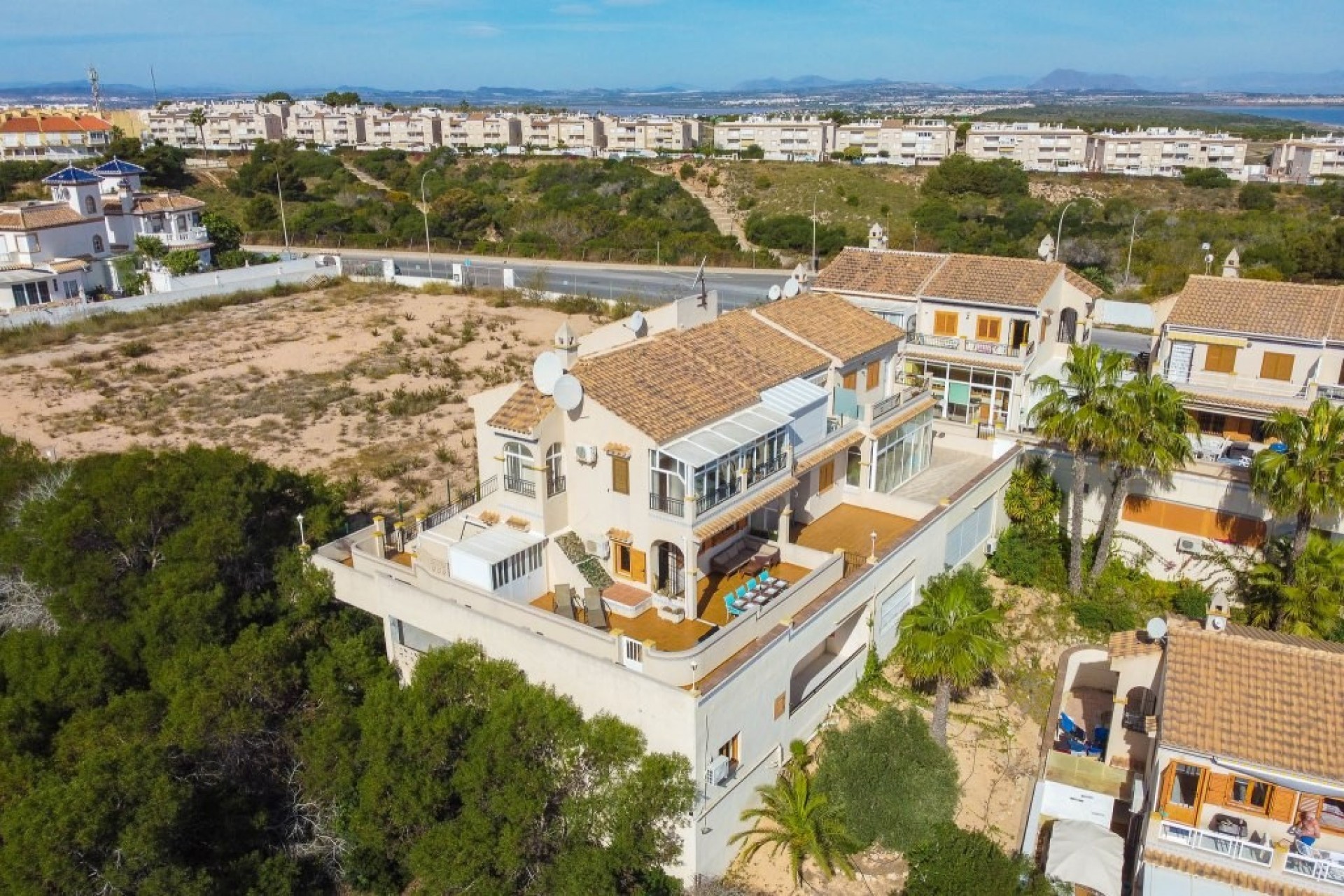 Resale - Apartment -
Torrevieja