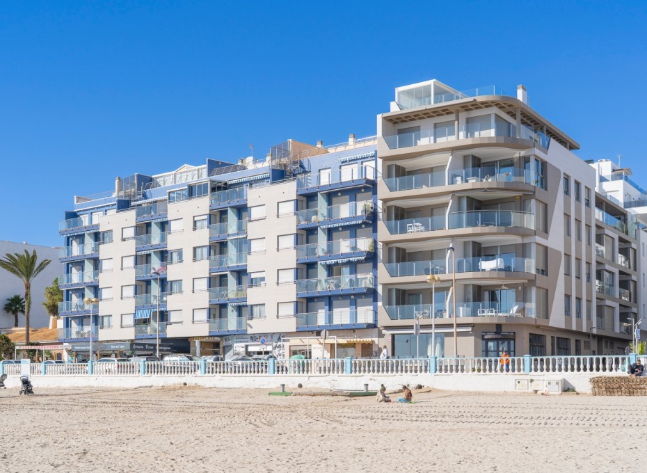 Resale - Apartment -
Torrevieja