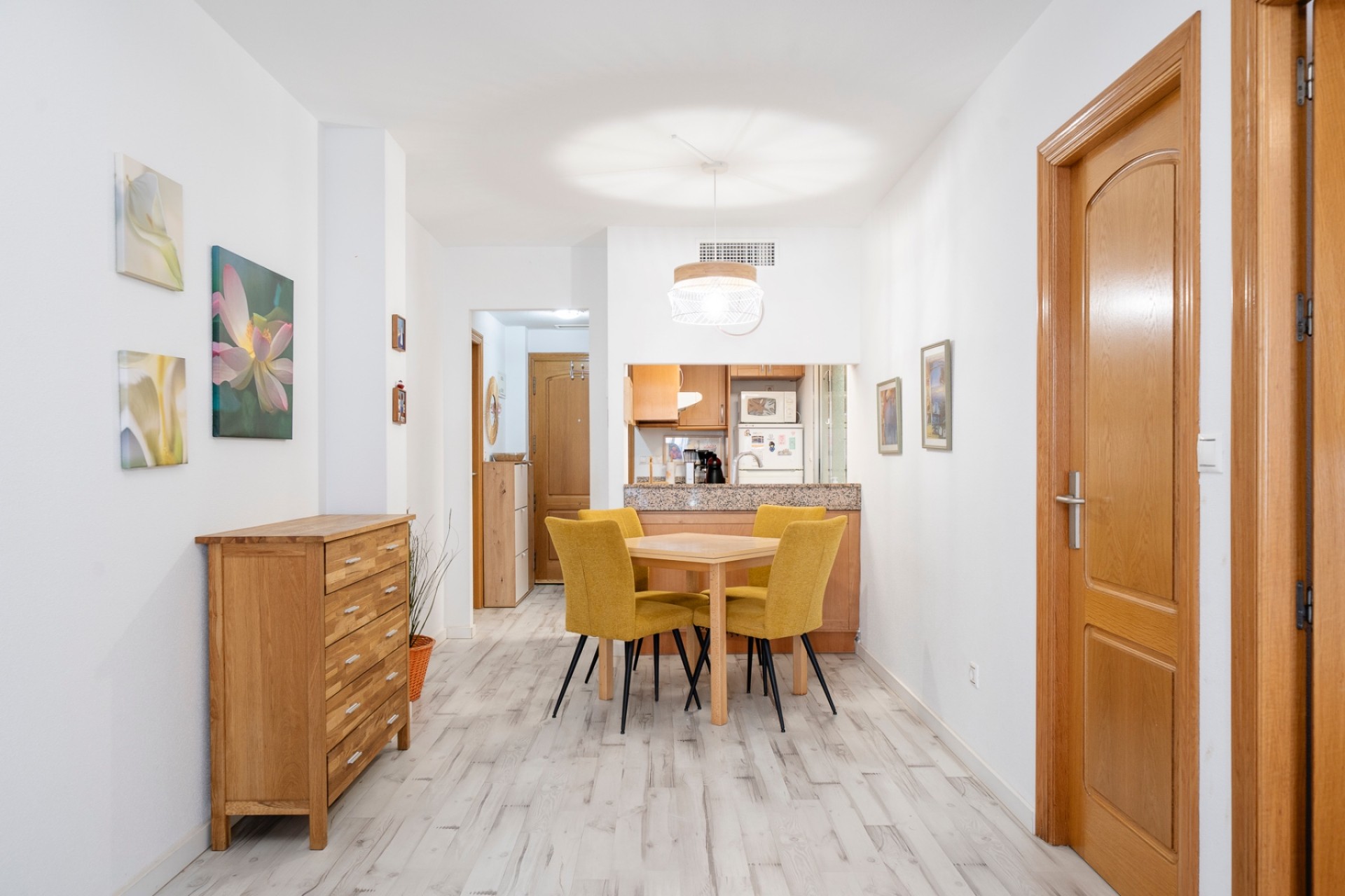 Resale - Apartment -
Torrevieja