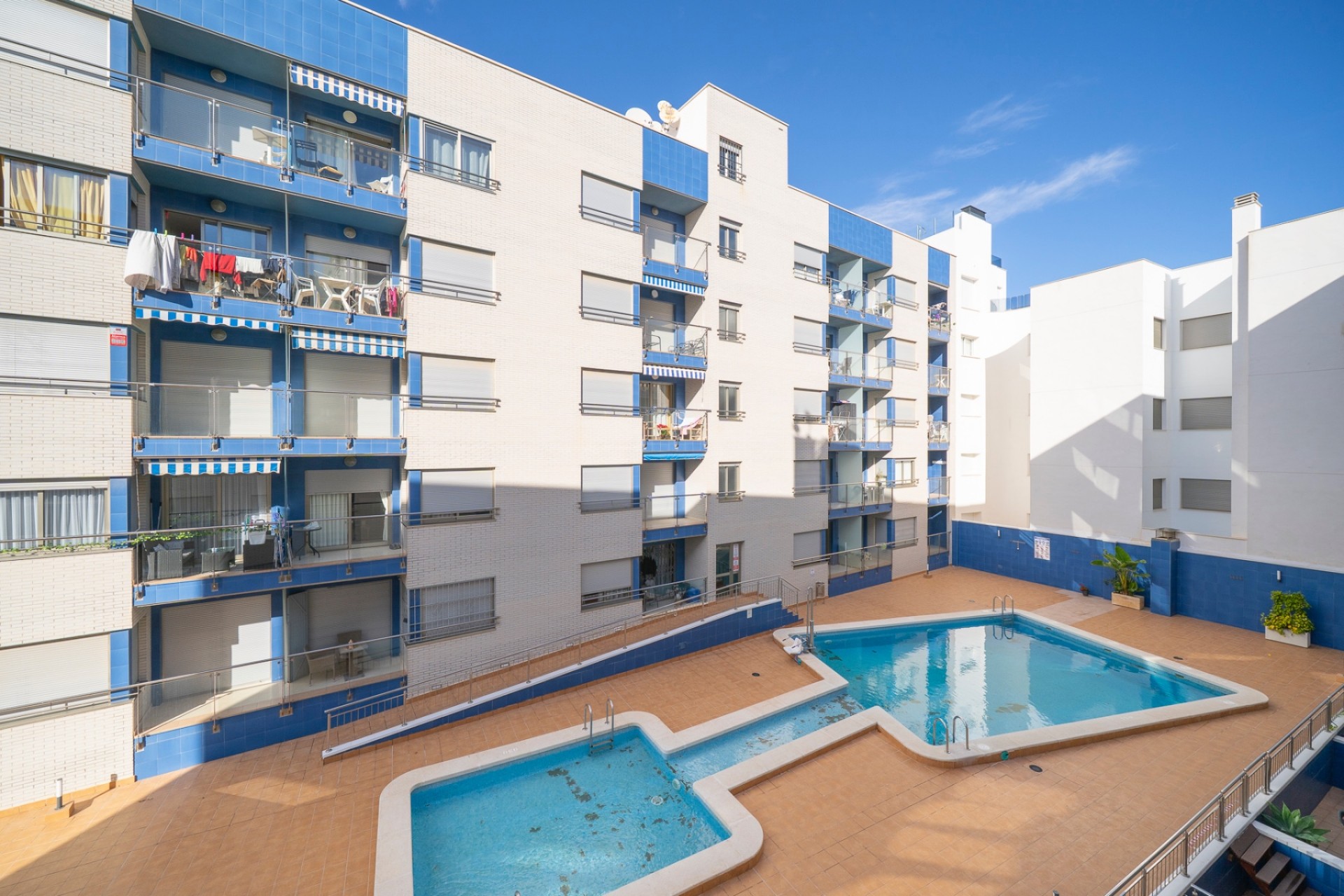 Resale - Apartment -
Torrevieja