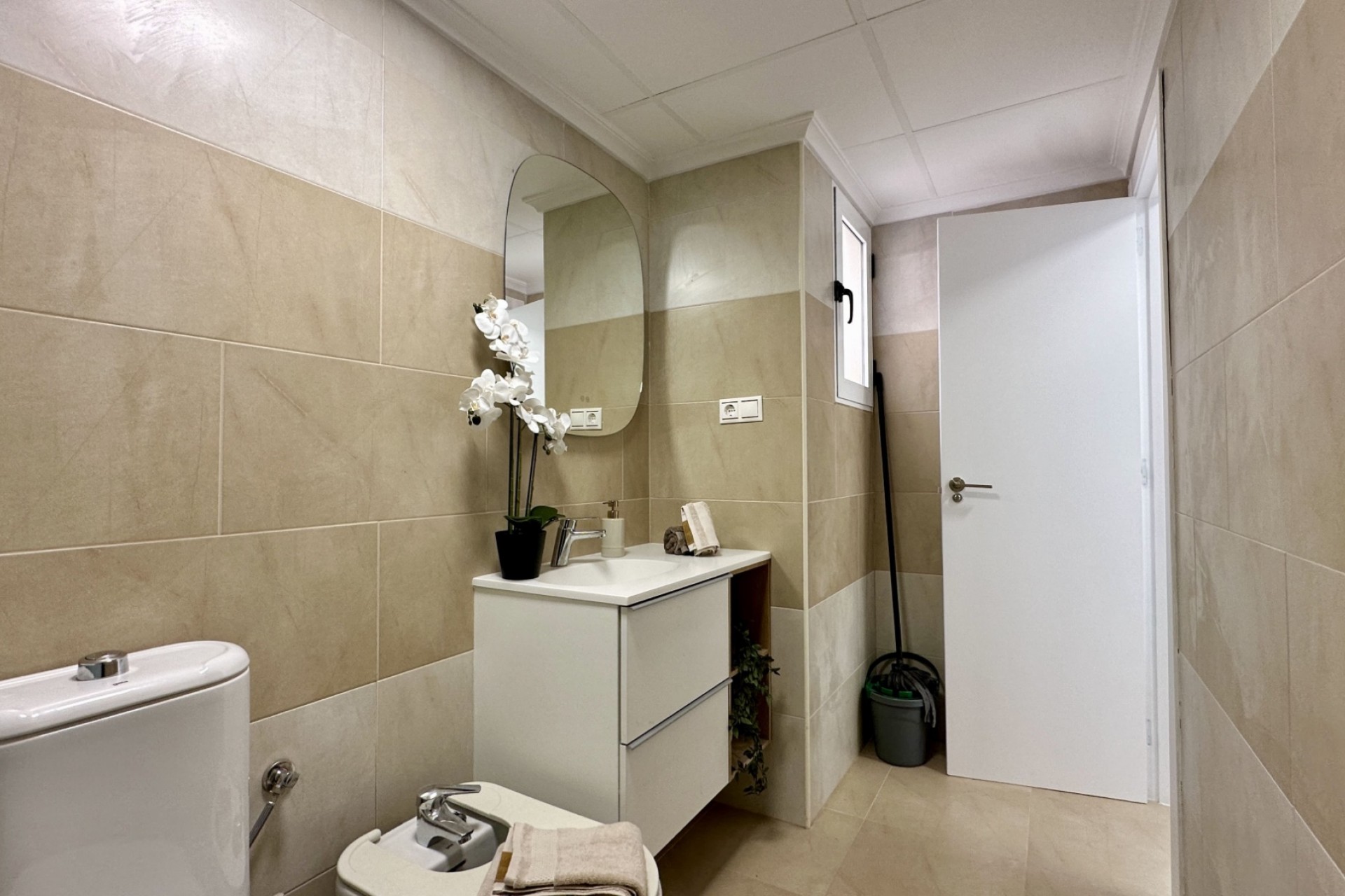 Resale - Apartment -
Torrevieja