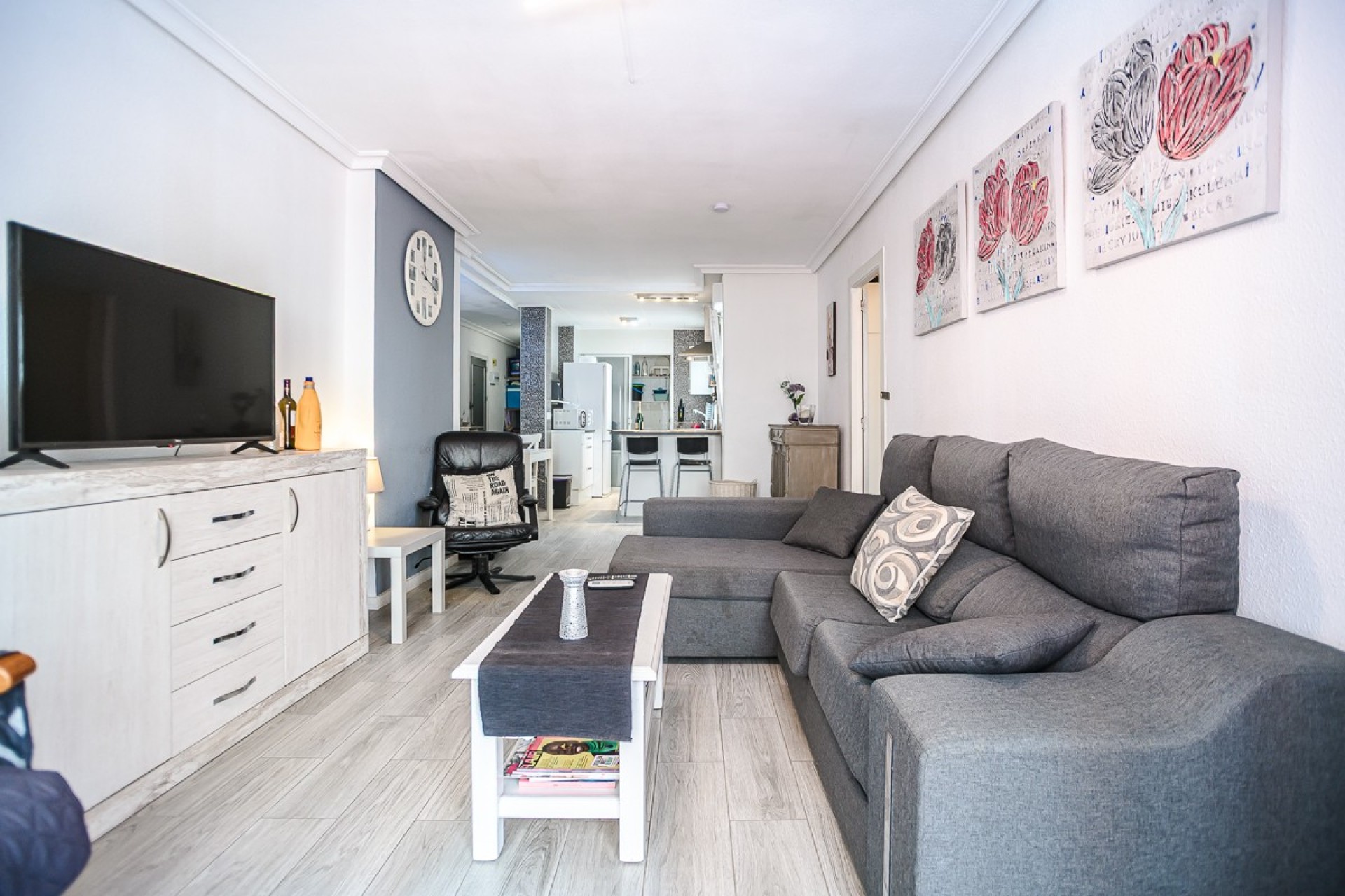 Resale - Apartment -
Torrevieja