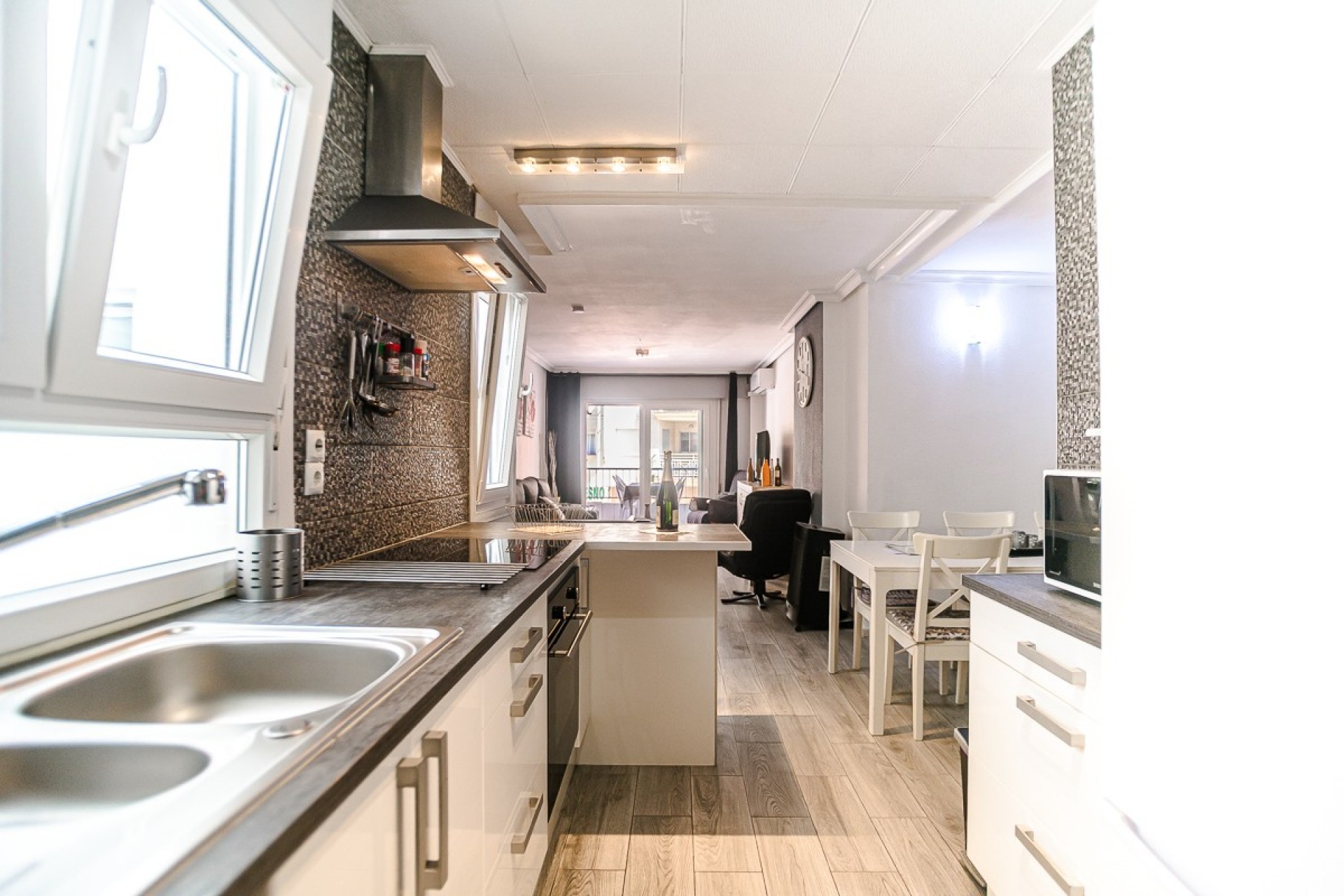 Resale - Apartment -
Torrevieja
