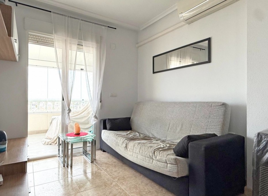 Resale - Apartment -
Torrevieja