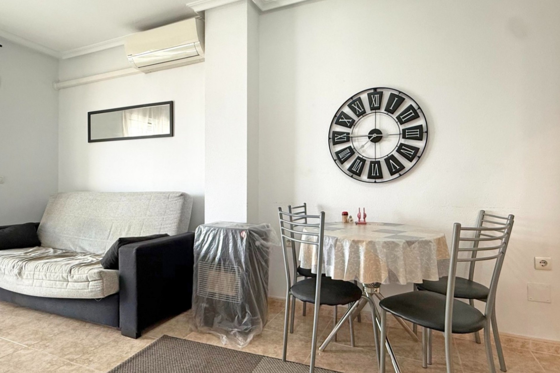 Resale - Apartment -
Torrevieja