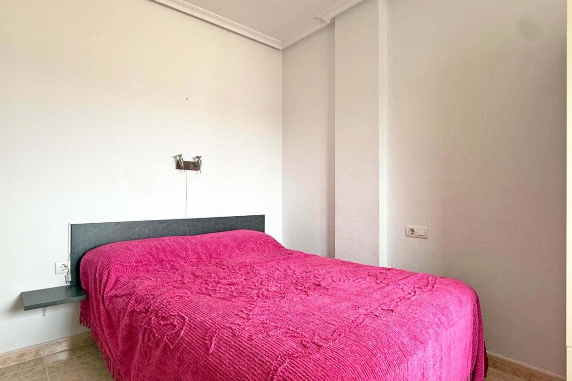 Resale - Apartment -
Torrevieja