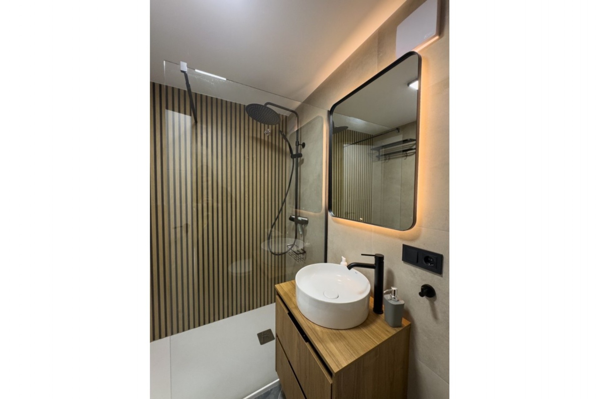 Resale - Apartment -
Torrevieja