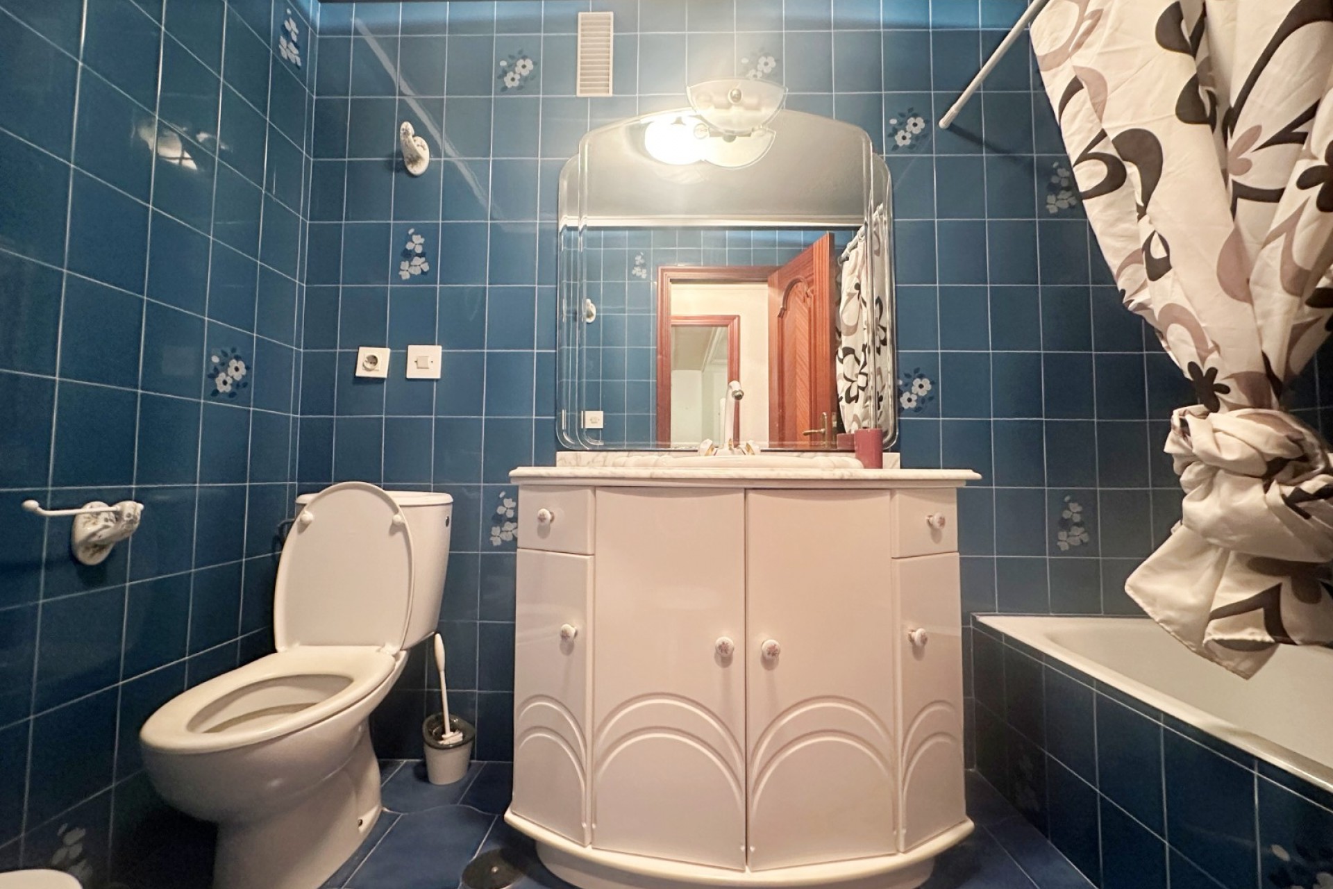 Resale - Apartment -
Torrevieja