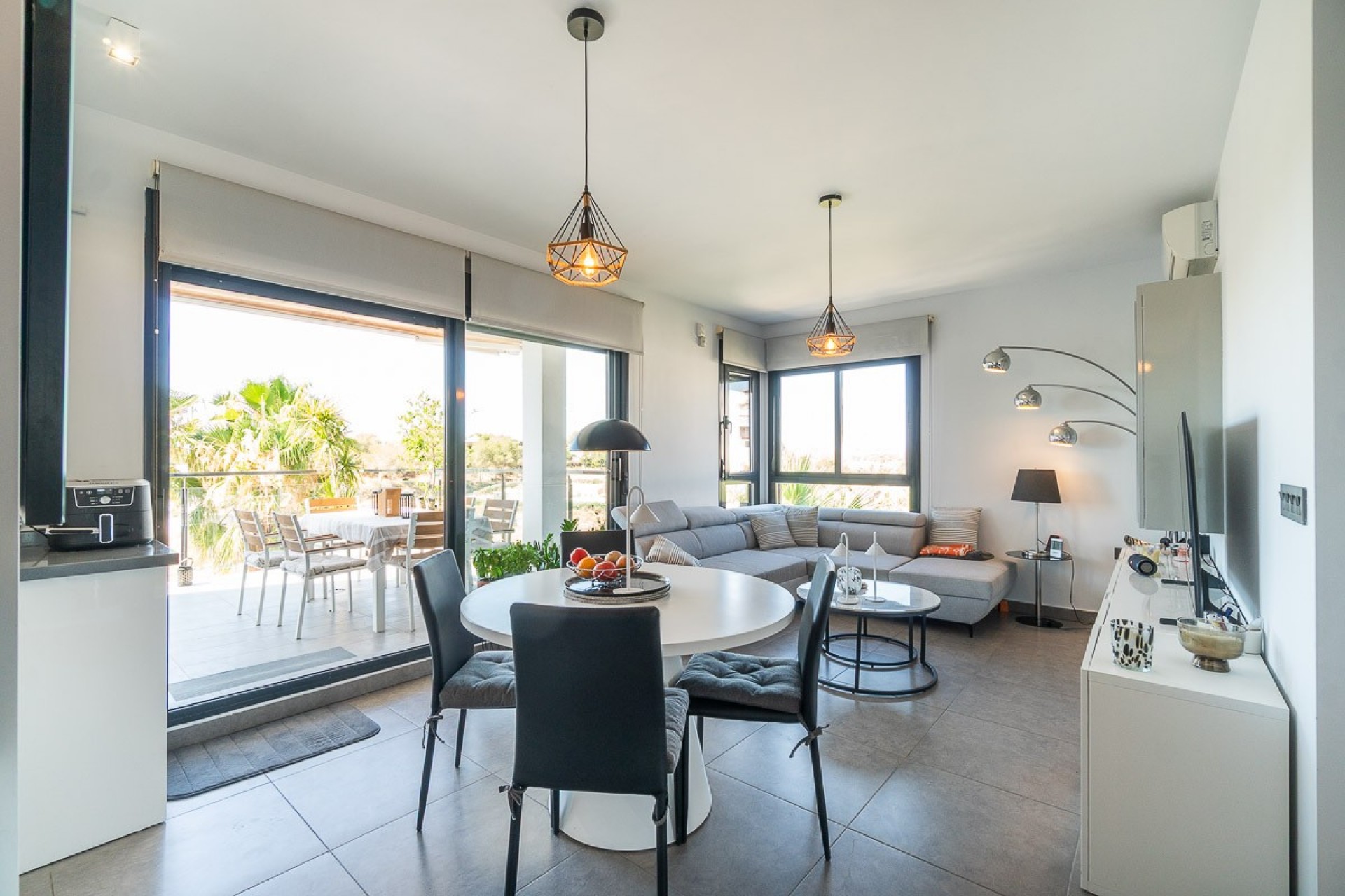 Resale - Apartment -
Villamartin - La fuente