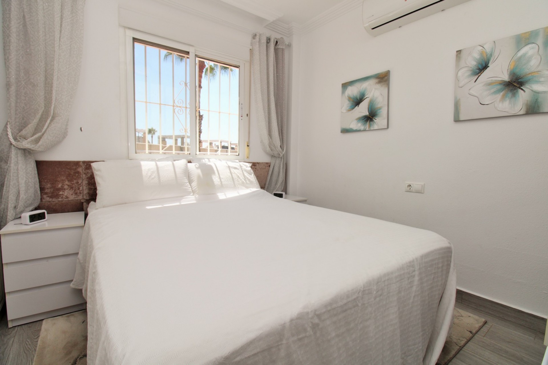 Resale - Apartment -
Villamartin - Las Violetas