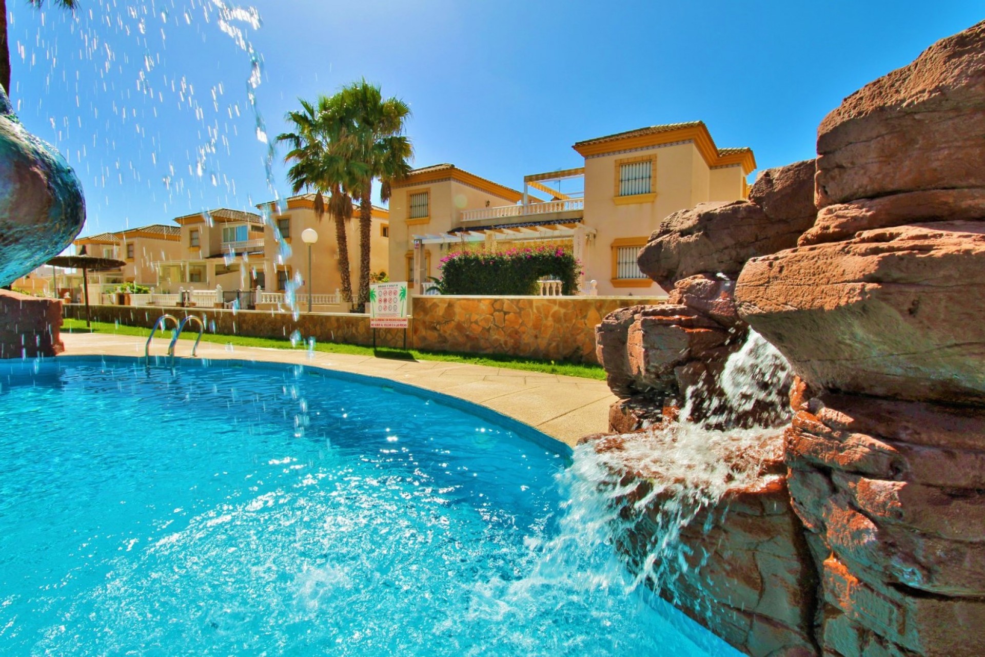 Resale - Apartment -
Villamartin - Los Dolses