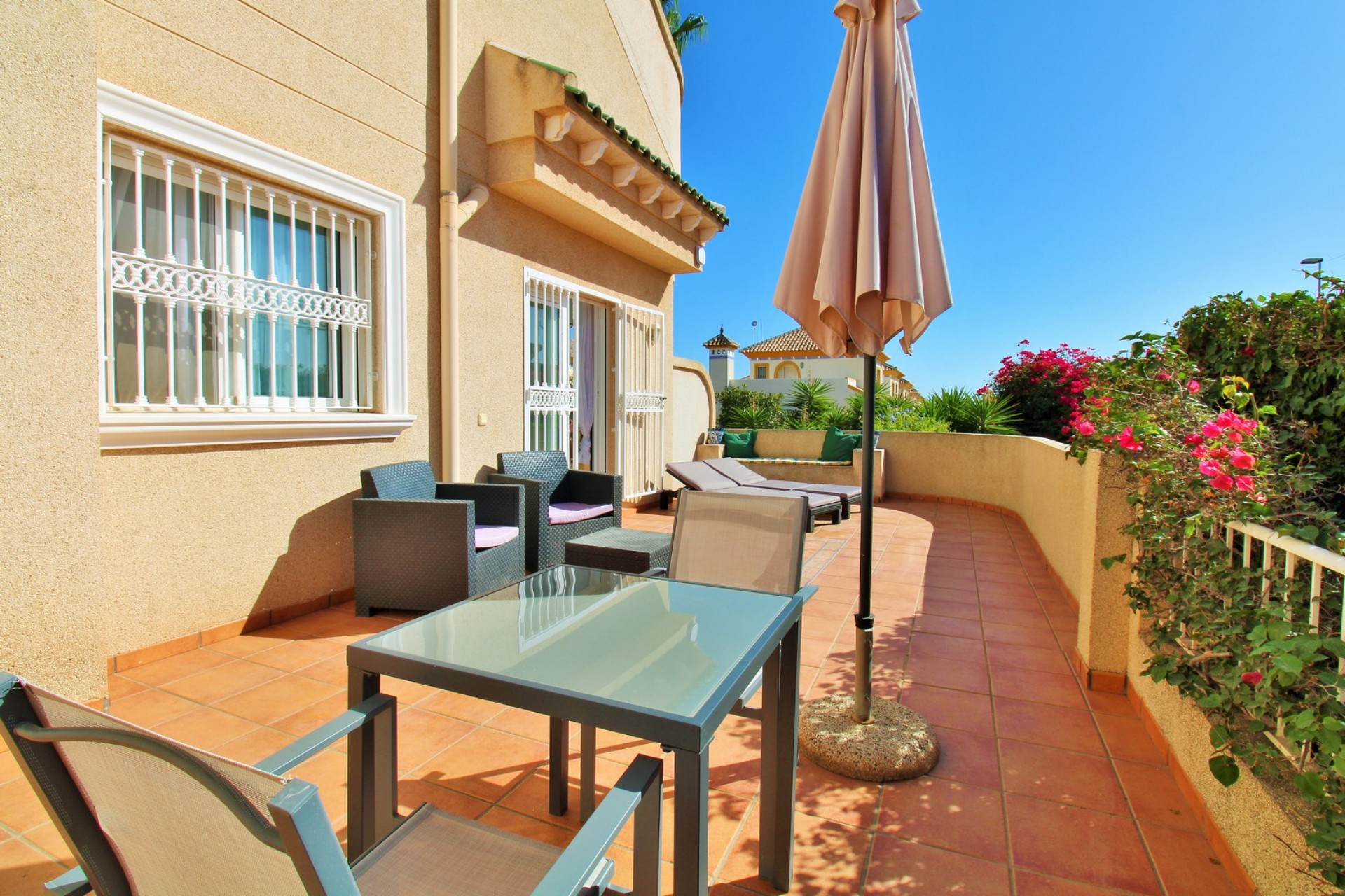 Resale - Apartment -
Villamartin - PAU 8