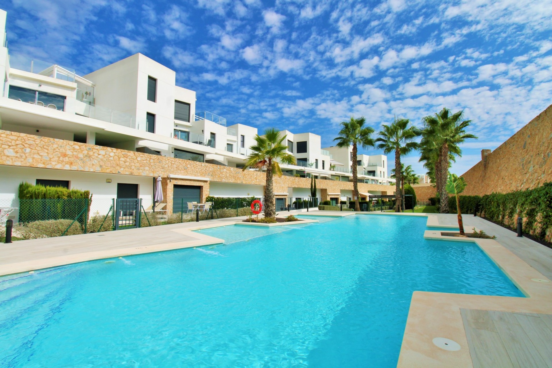 Resale - Apartment -
Villamartin - PAU 8