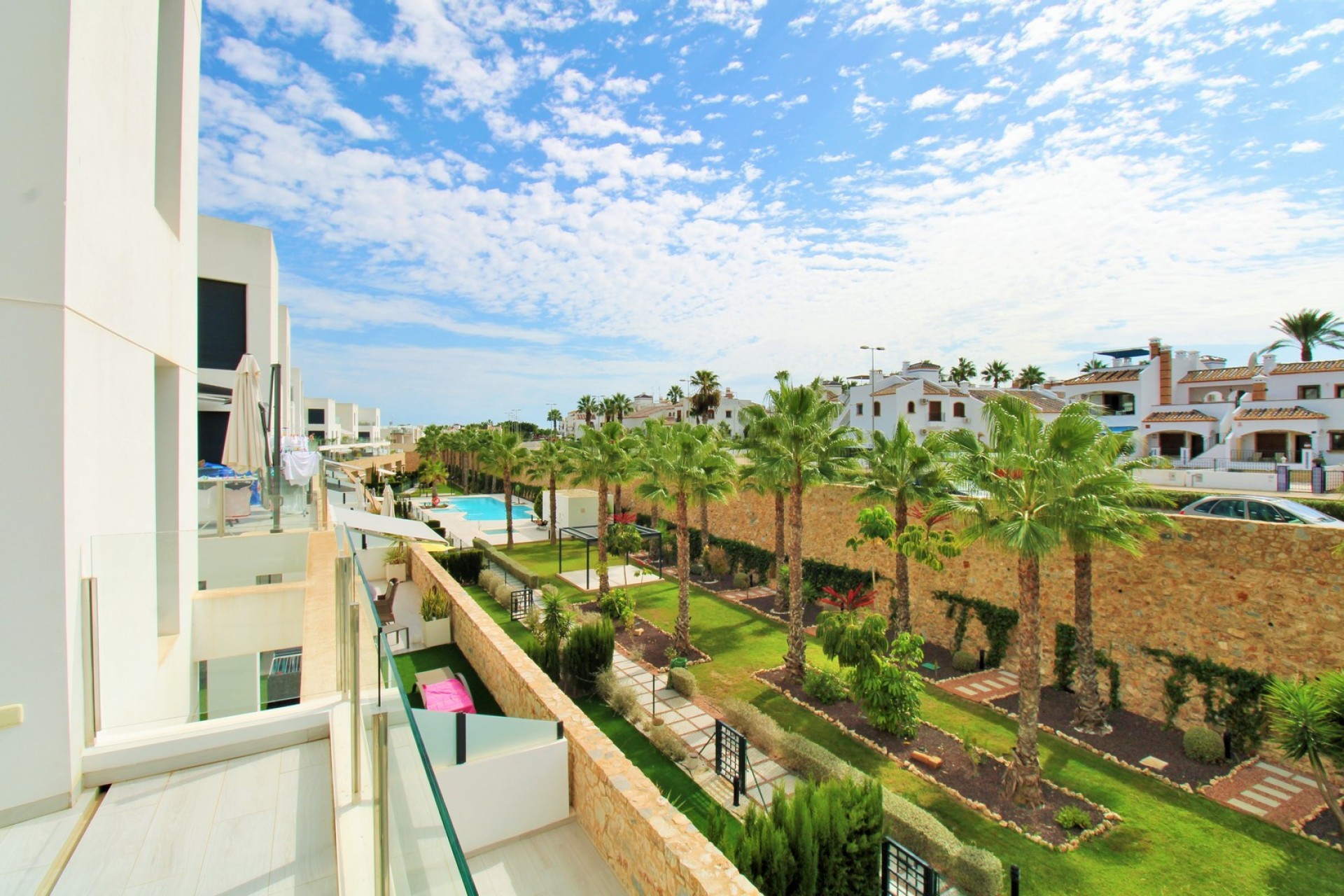 Resale - Apartment -
Villamartin - PAU 8