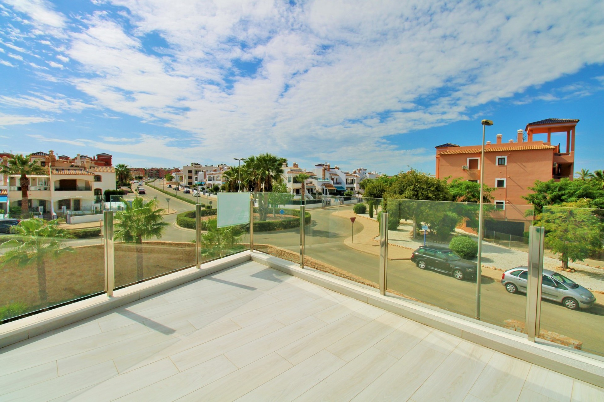 Resale - Apartment -
Villamartin - PAU 8