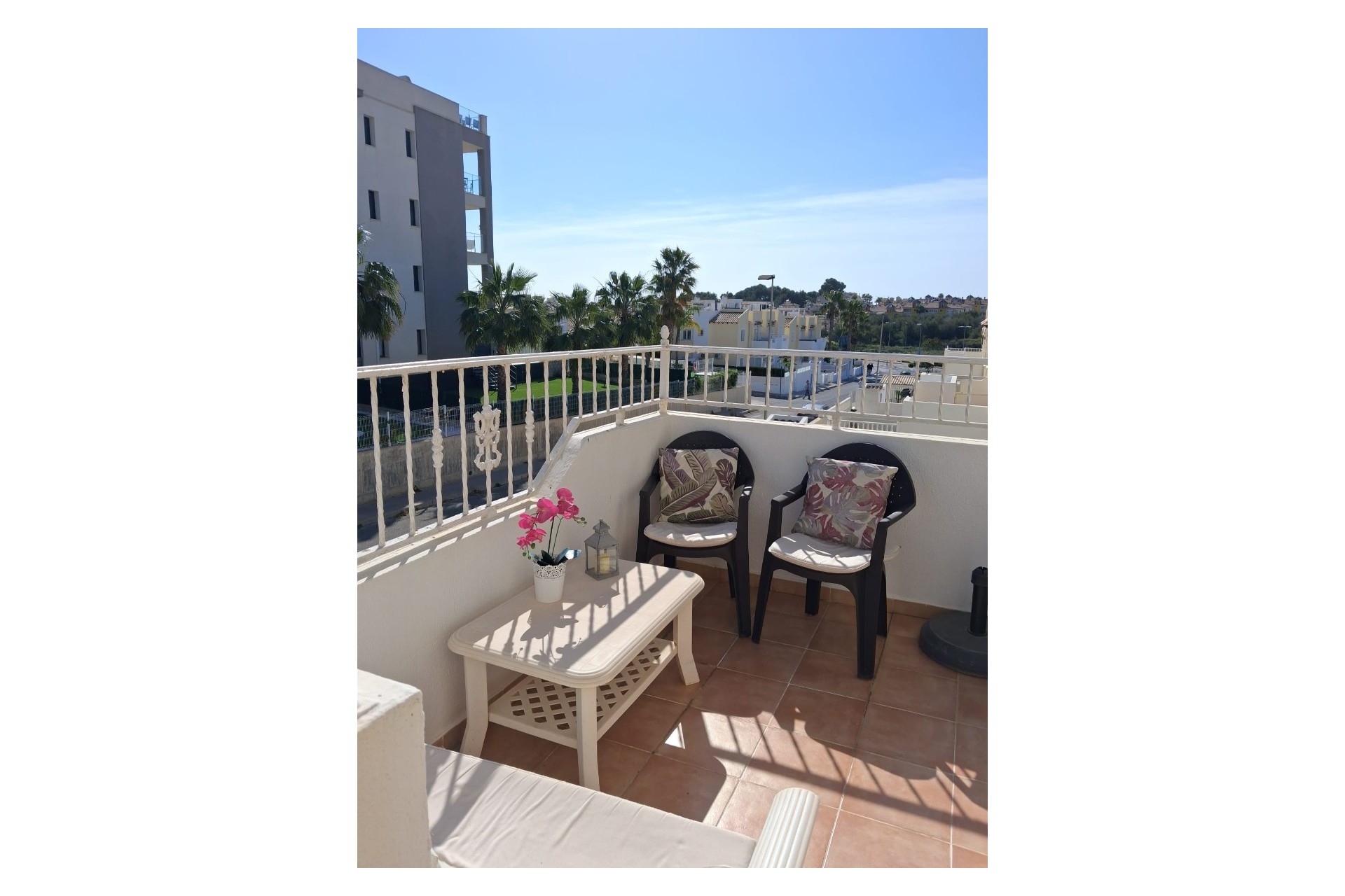 Resale - Apartment -
Villamartin