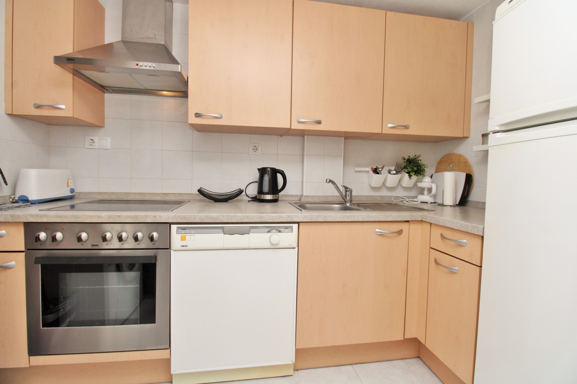 Resale - Apartment -
Villamartin