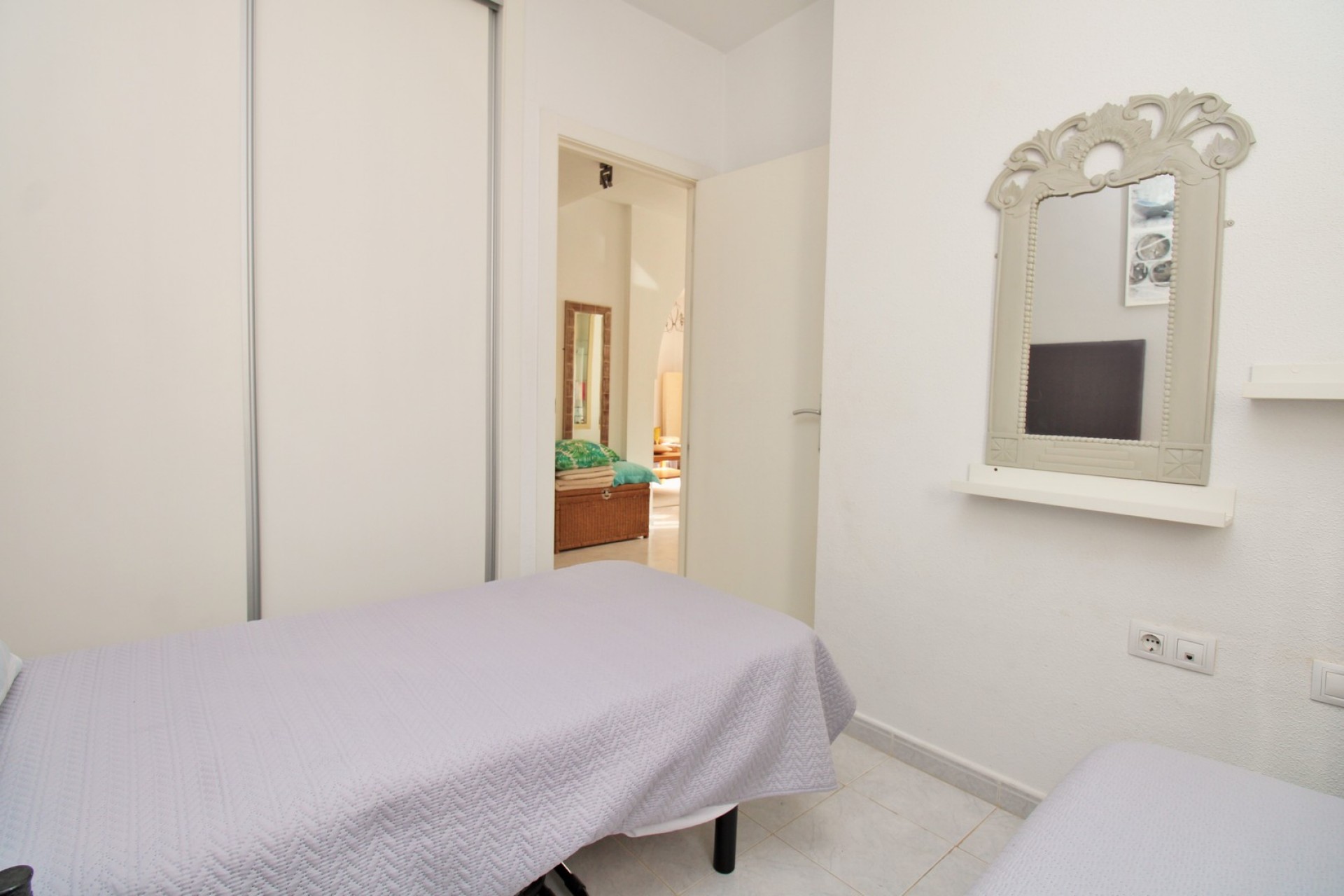 Resale - Apartment -
Villamartin